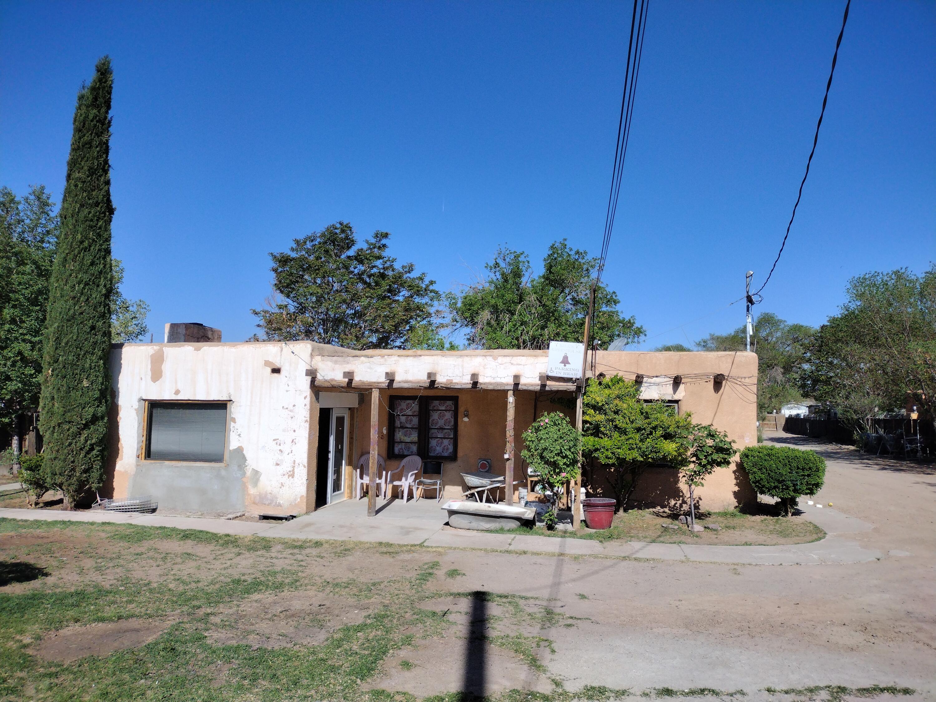 2219 Isleta Boulevard SW, Albuquerque, NM 87101