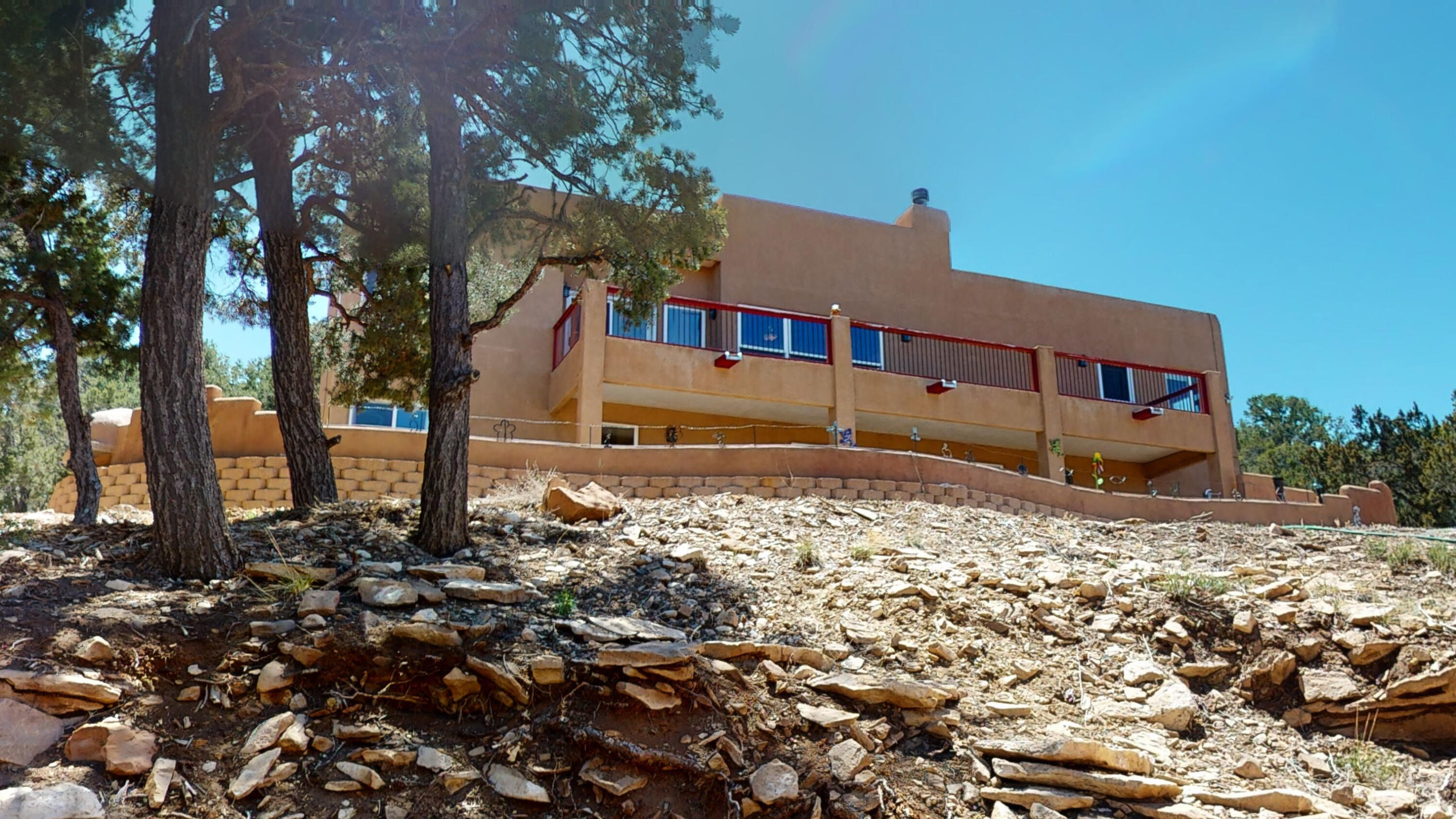 30 Anne Pickard Loop, Tijeras, NM 87059