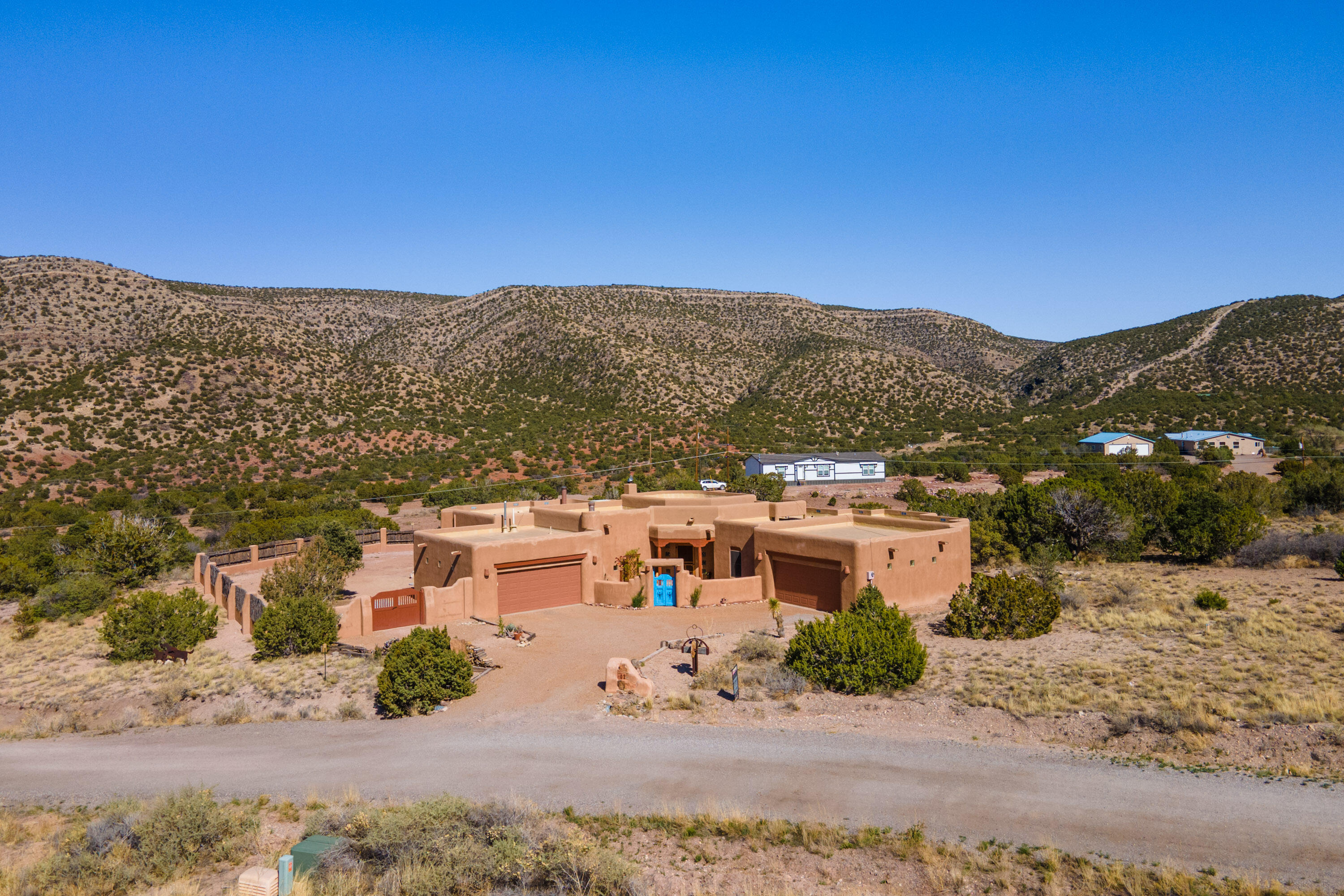 2 Cerrito Rojo Road, Placitas, NM 87043