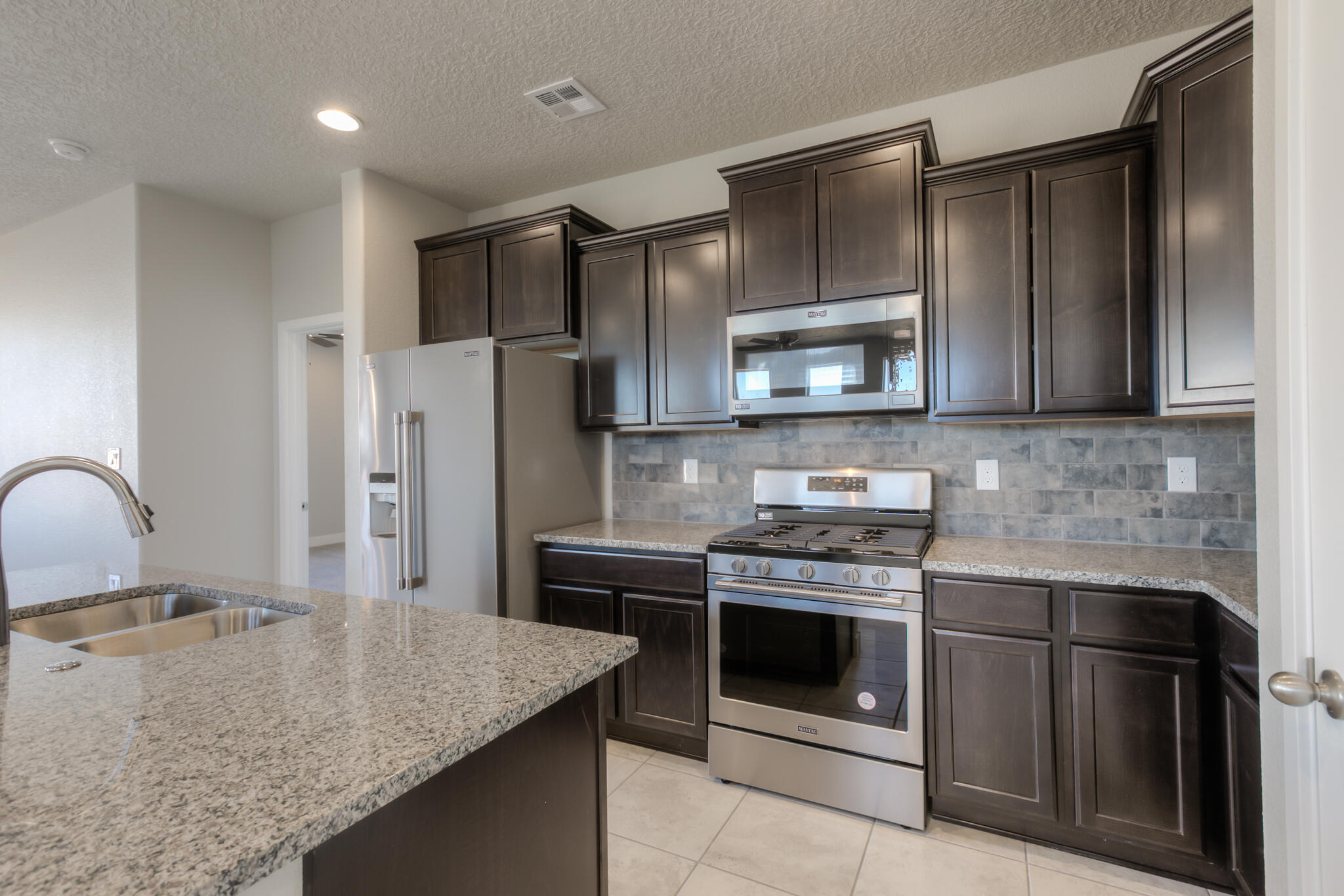 801 1St Street NE, Rio Rancho, NM 87124