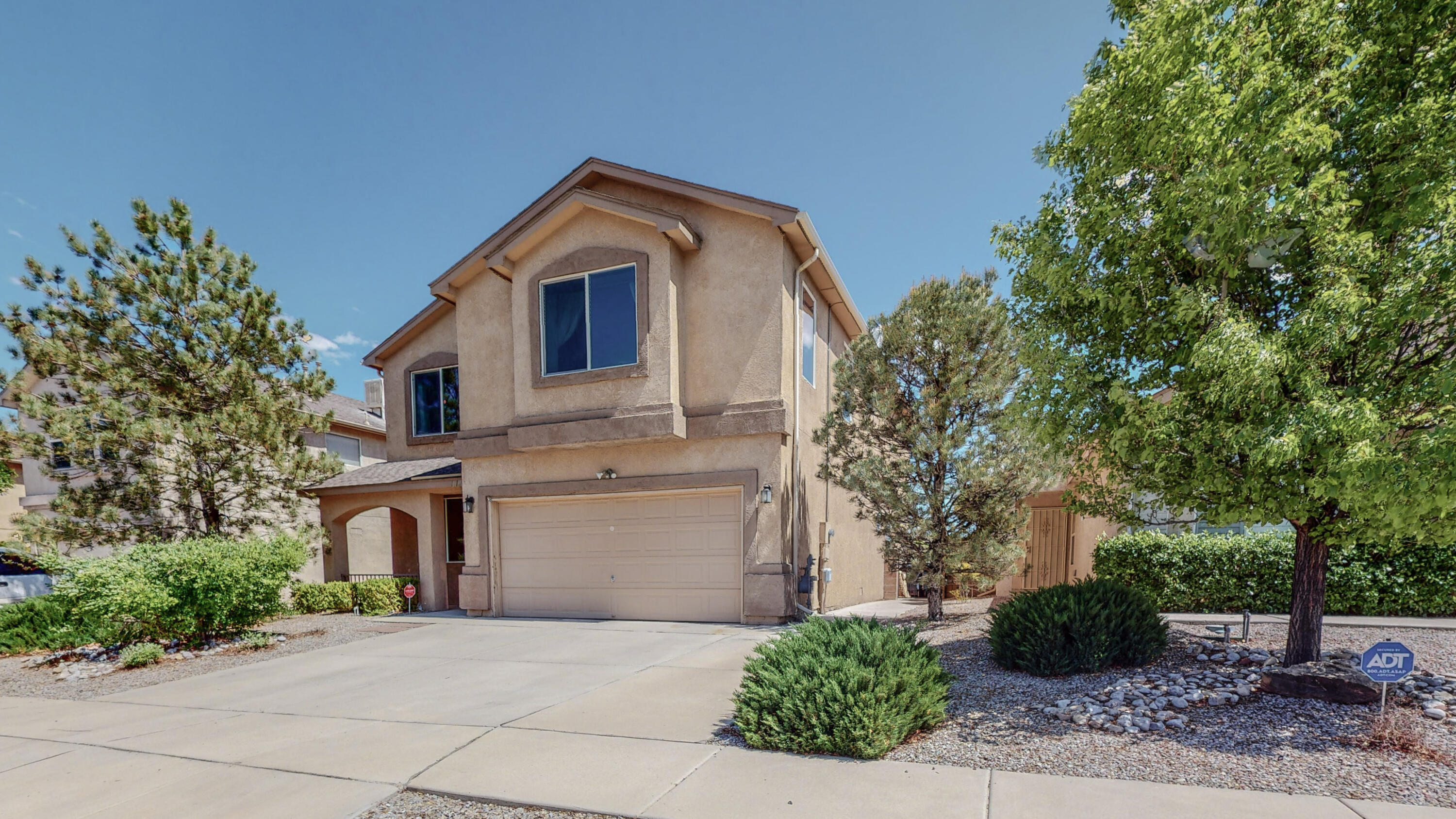 10120 Garden Gate Lane SW, Albuquerque, NM 87121