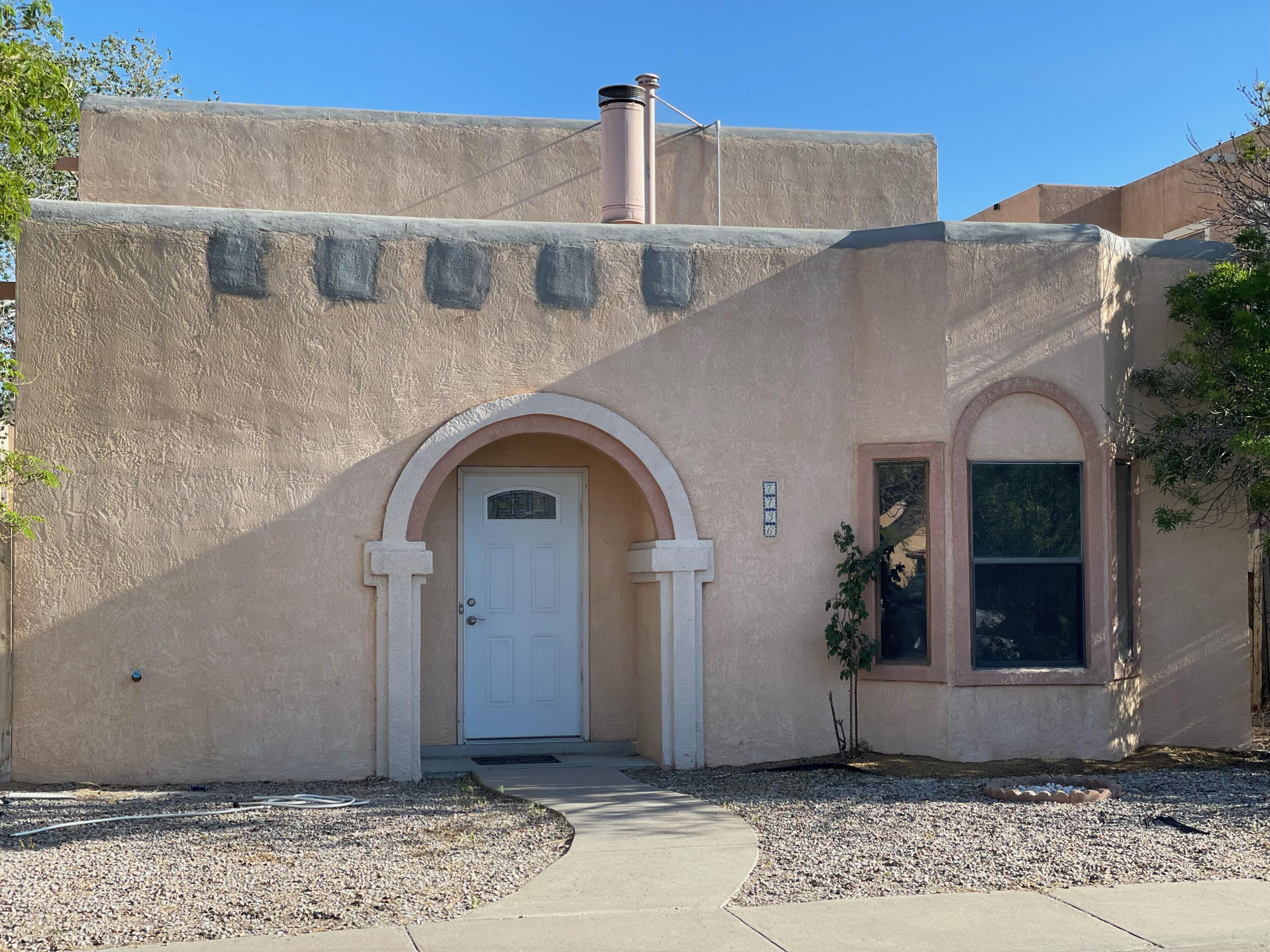 7736 Ranchwood Drive NW, Albuquerque, NM 87120