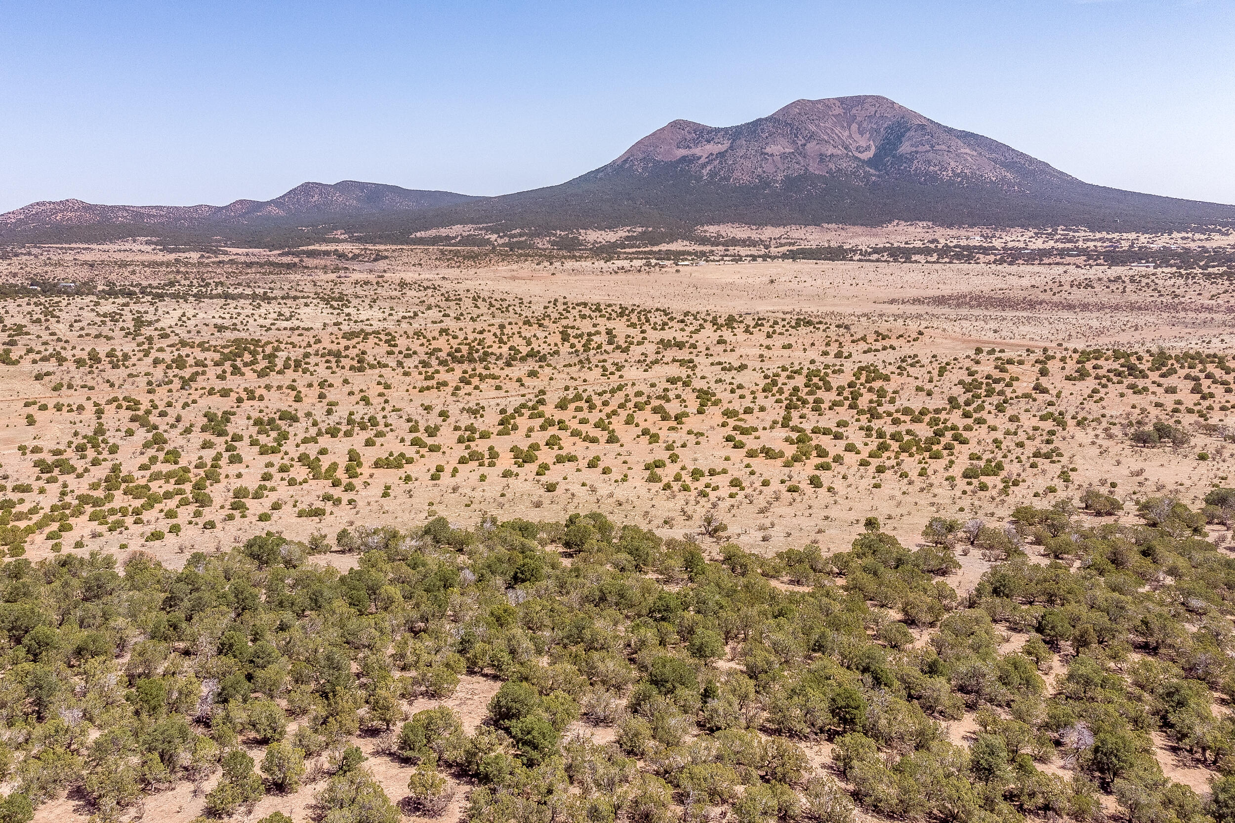 201 Entranosa Road, Edgewood, NM 87015