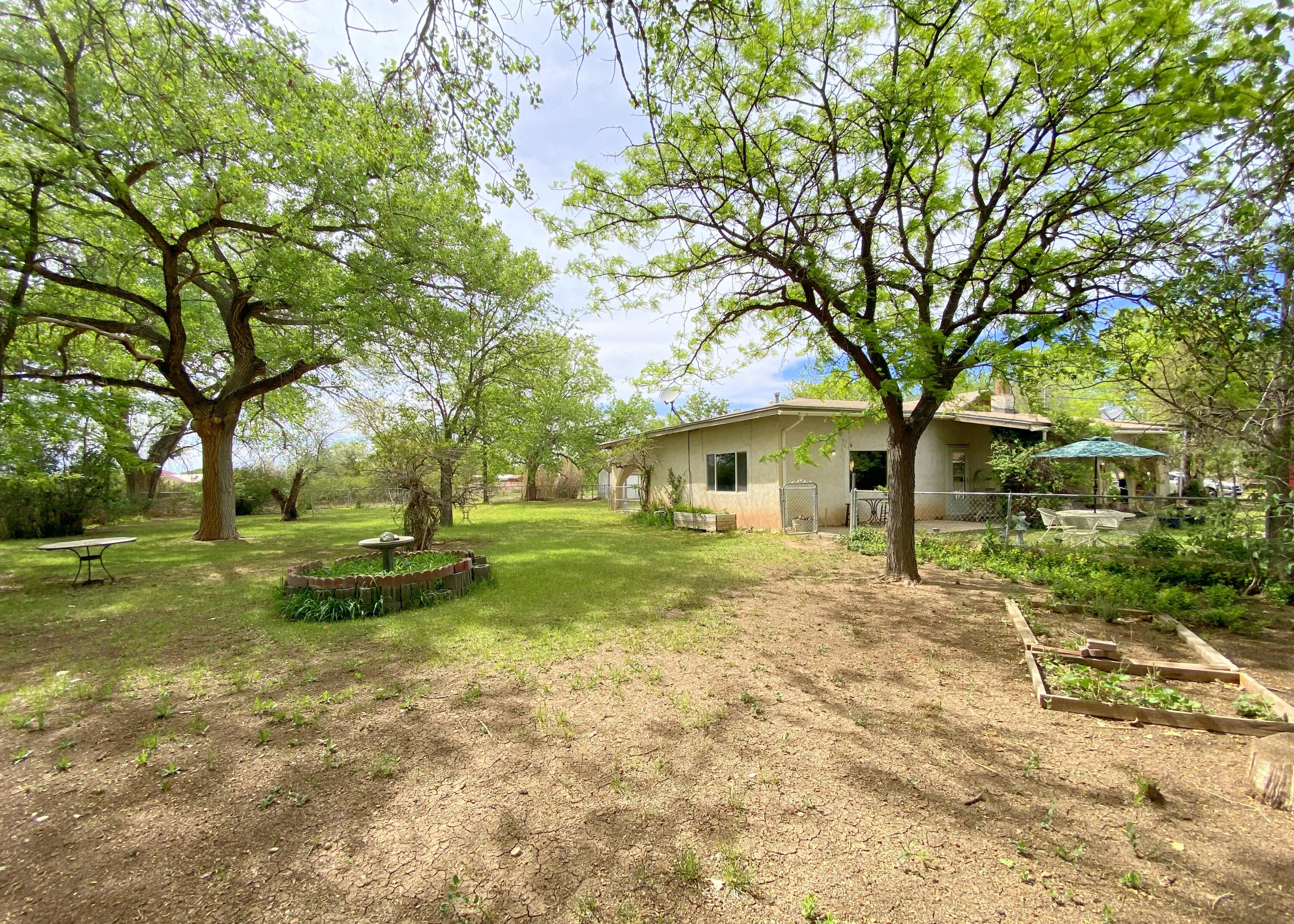 21 Ber Ben Road, Los Lunas, NM 87031
