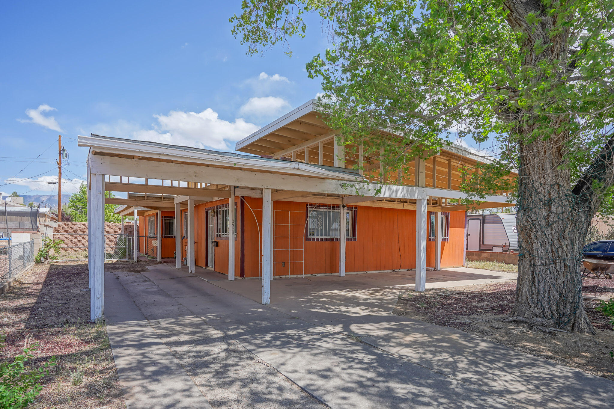 2928 Sierra Drive NE, Albuquerque, NM 87110