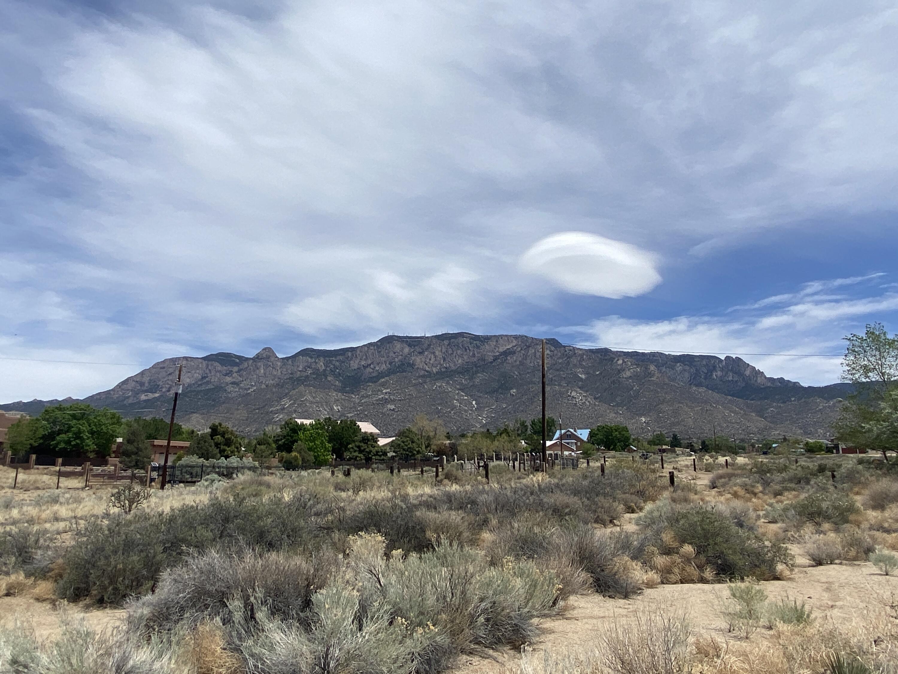 Signal Avenue NE, Albuquerque, NM 87122