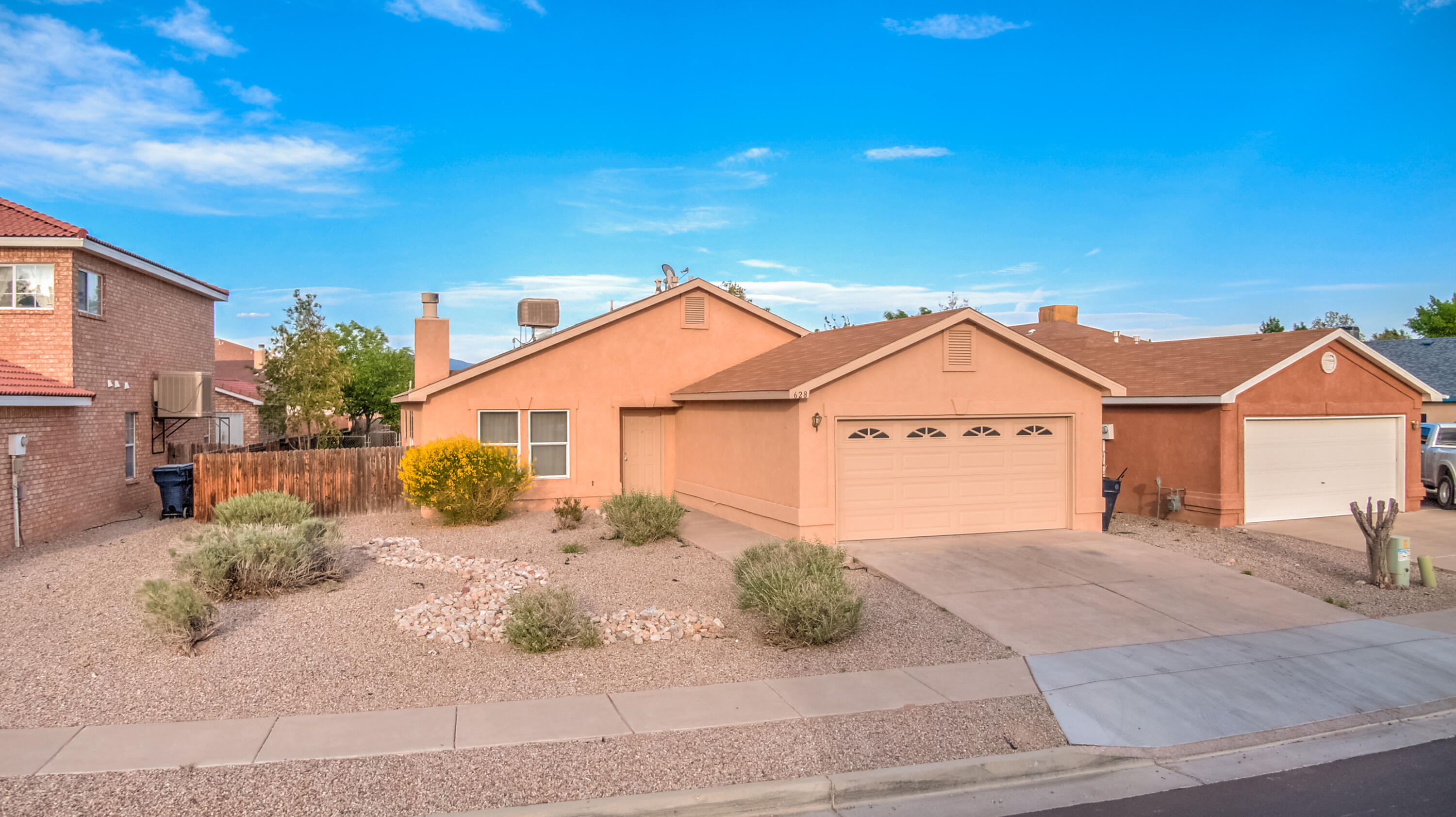 628 Quailbrush Drive NW, Albuquerque, NM 87121