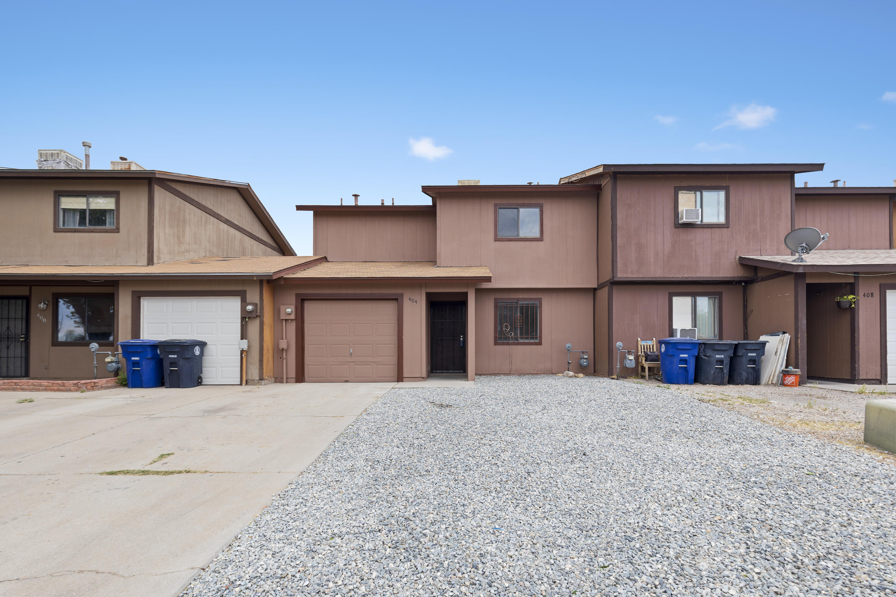 404 Utah Street SE, Albuquerque, NM 87108