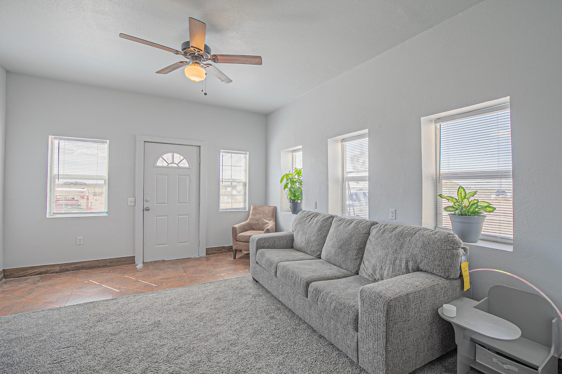 25 Subir Loop, Belen, NM 87002