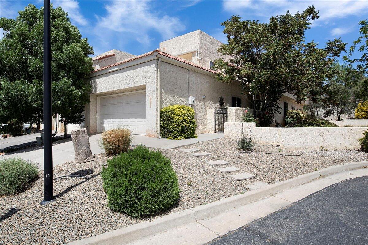 6300 Dorado Beach NE, Albuquerque, NM 87111