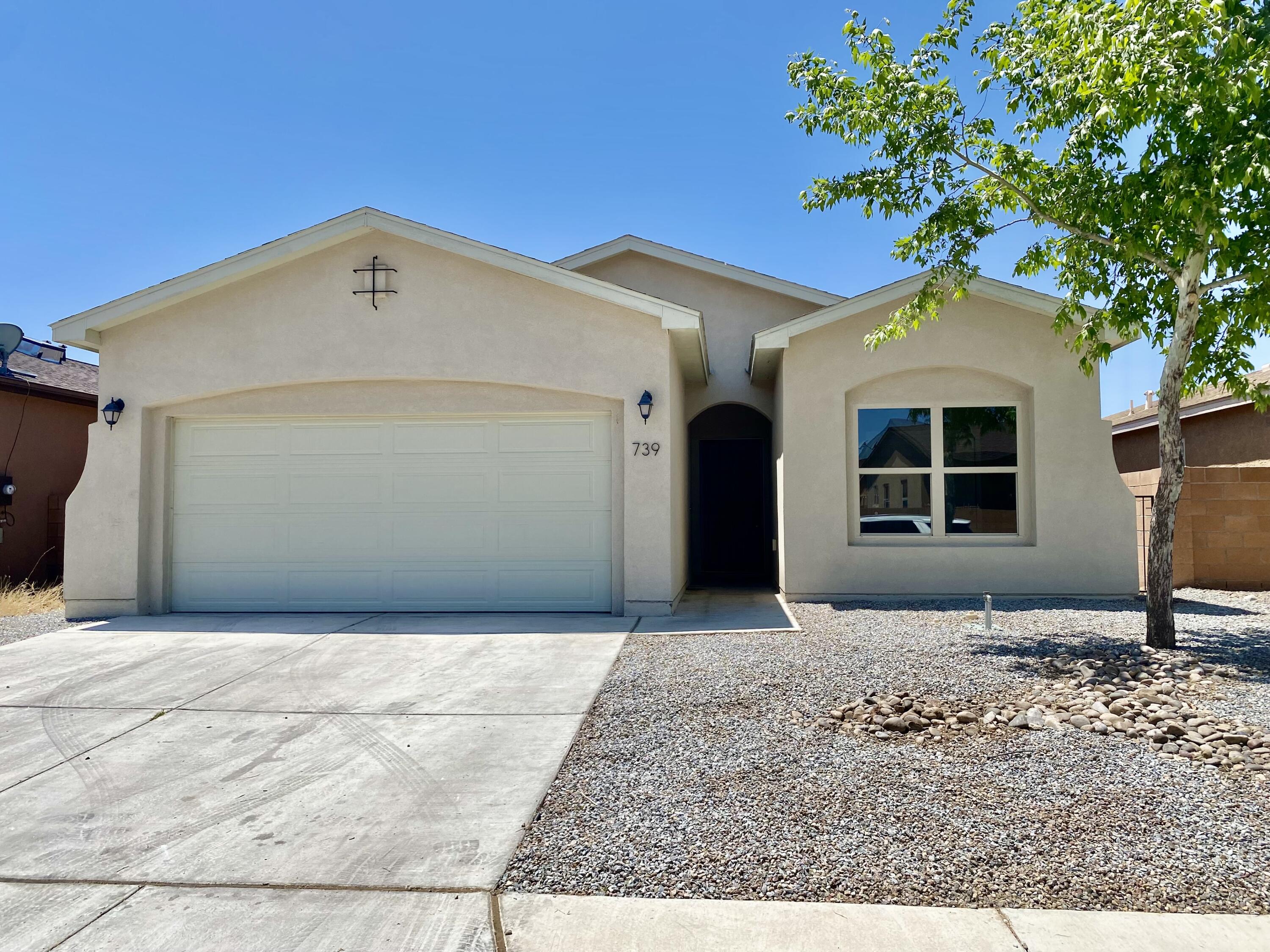 739 Taos Place SW, Albuquerque, NM 87121
