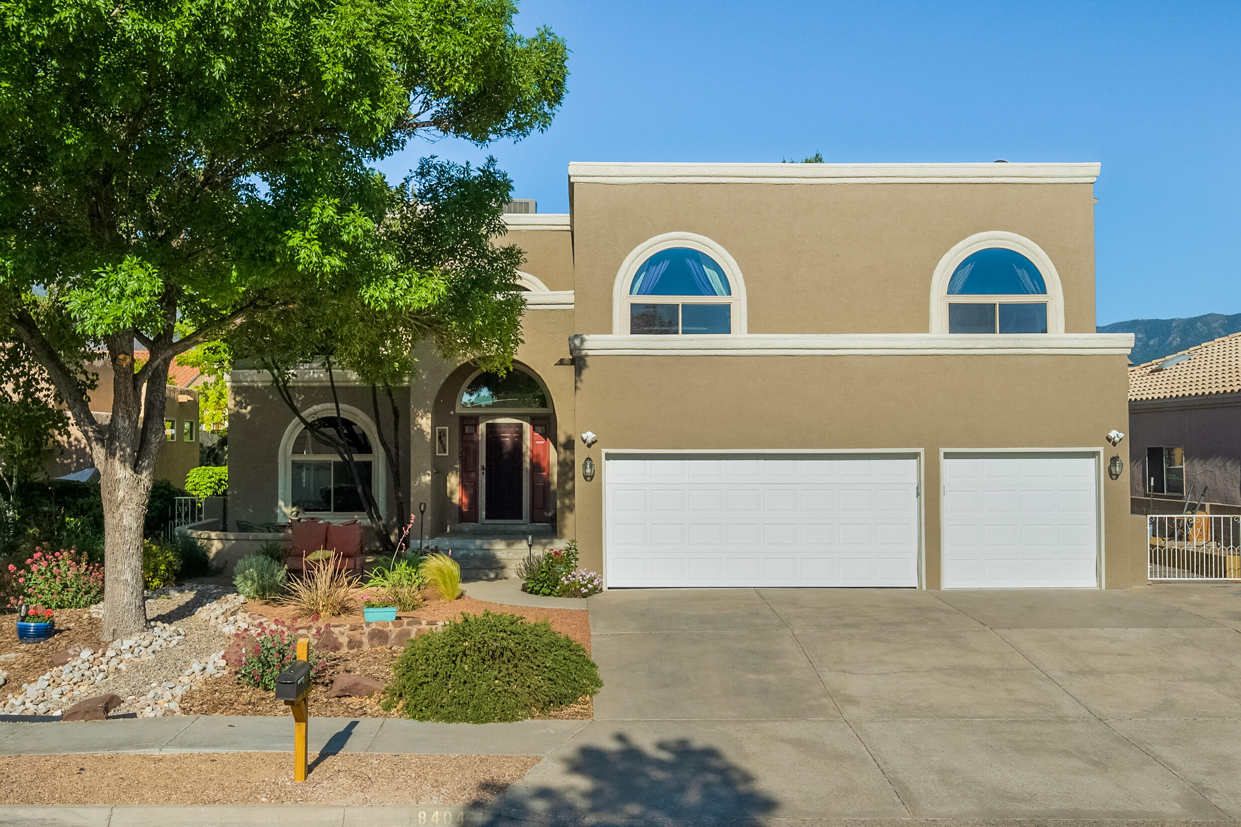 8404 Sonoma Valley Drive NE, Albuquerque, NM 87122