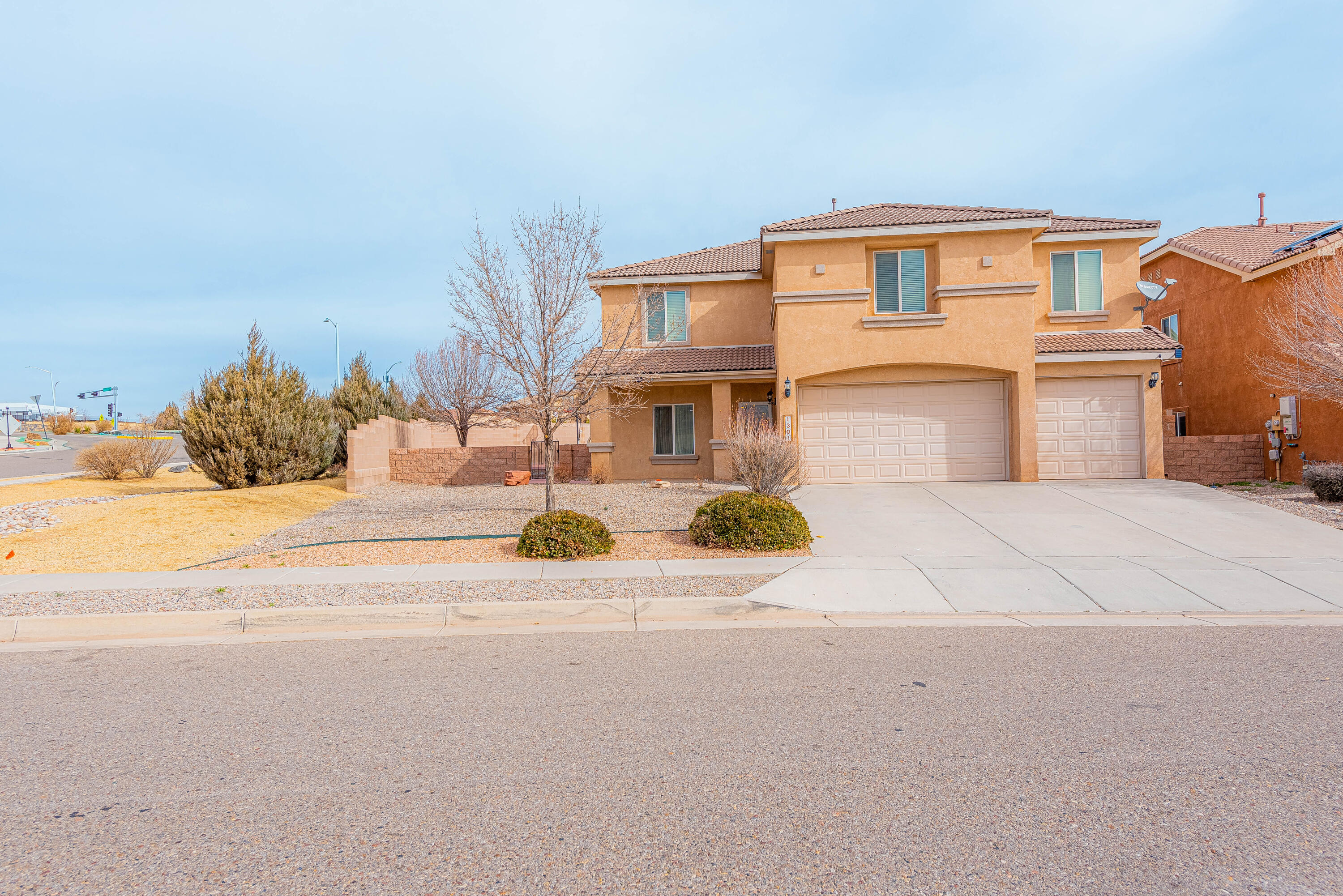 1301 Cirrus Drive NW, Albuquerque, NM 87120