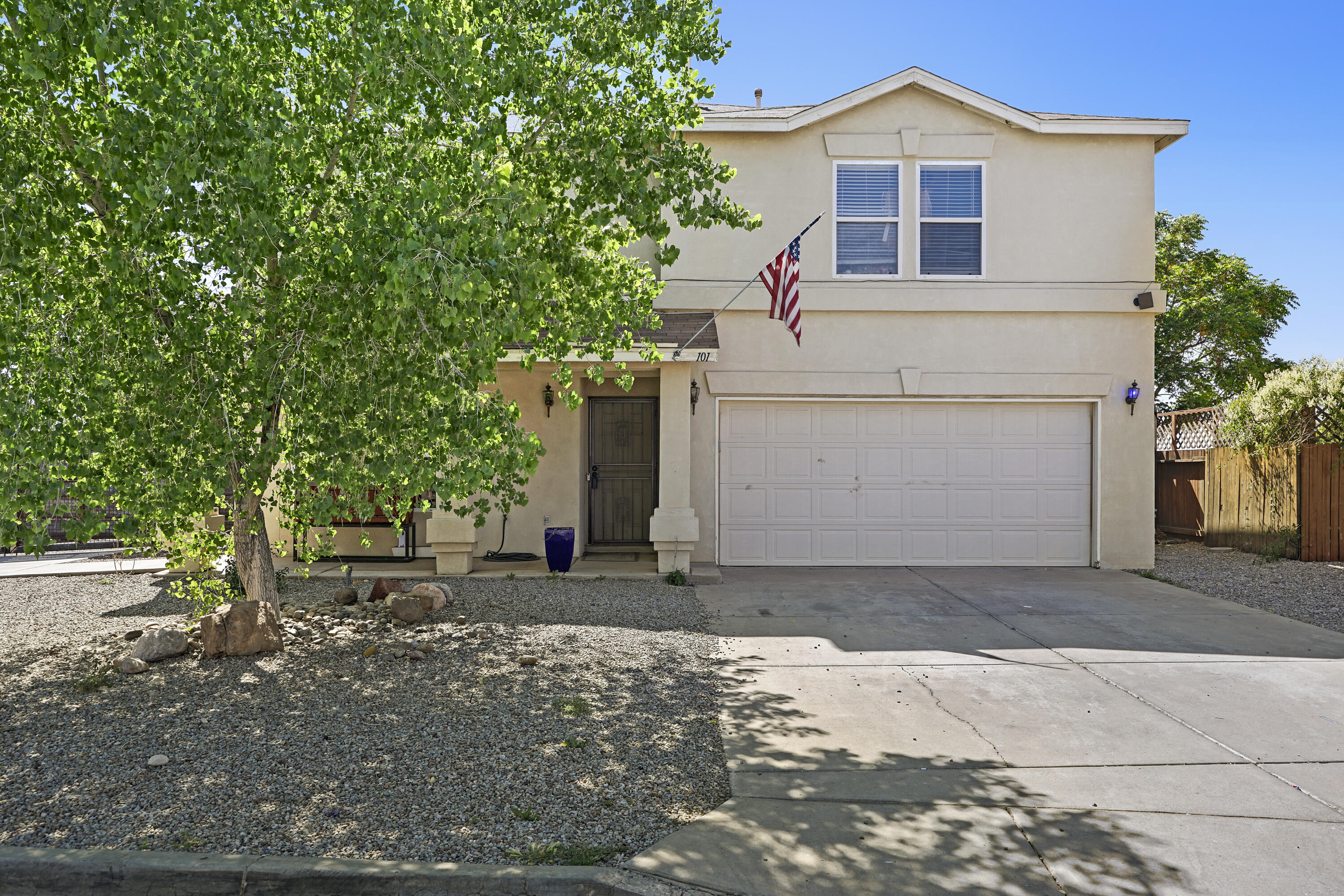 101 Colinas Avenue NE, Albuquerque, NM 87113