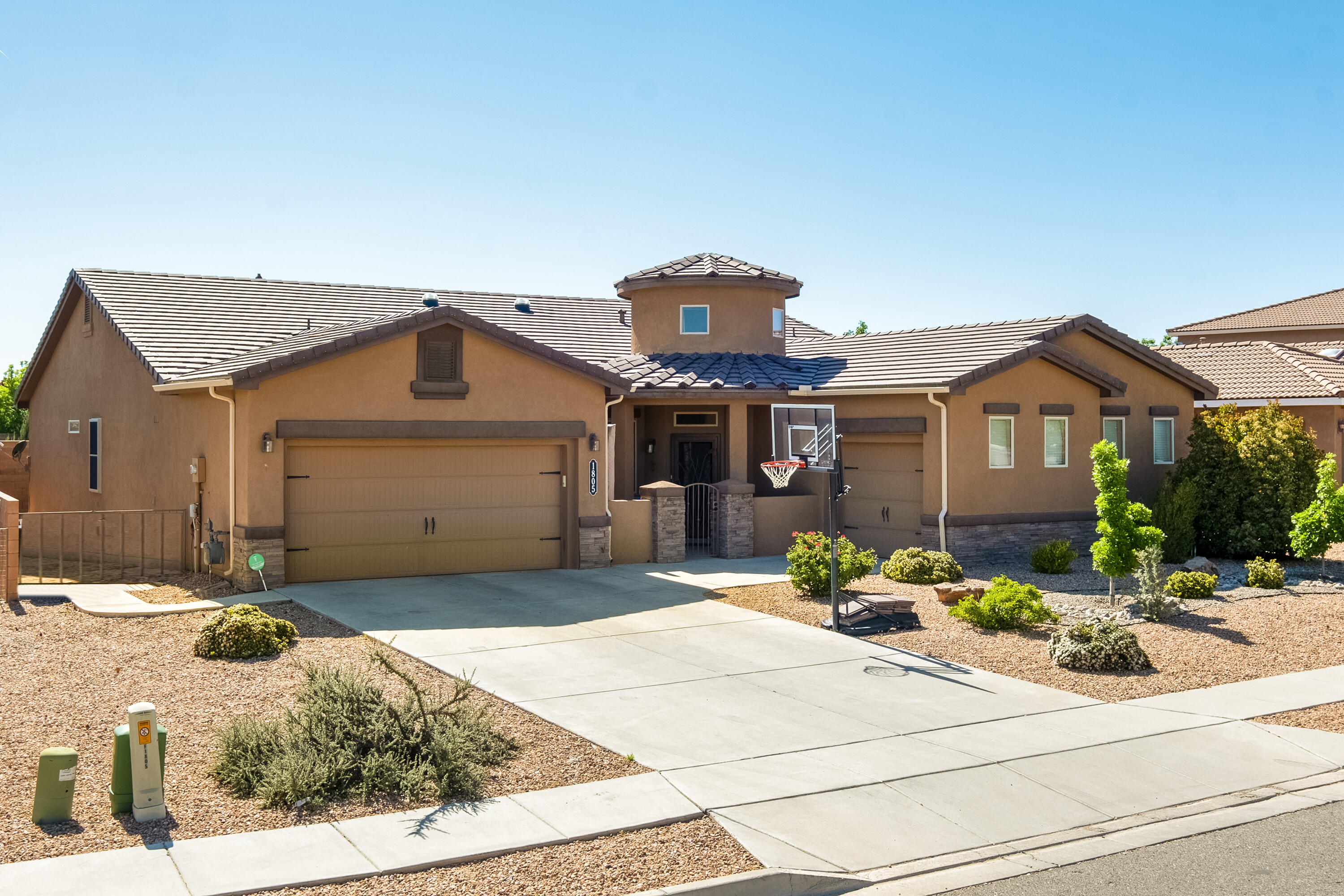 1805 Vista De Colinas Drive SE, Rio Rancho, NM 87124