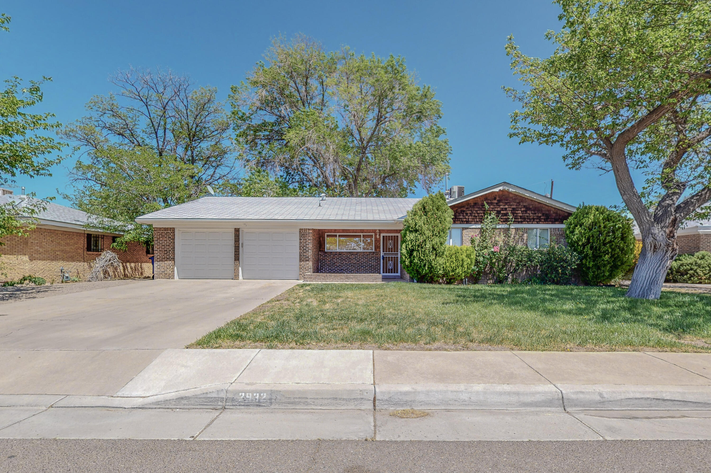 2932 Florida Street NE, Albuquerque, NM 87110