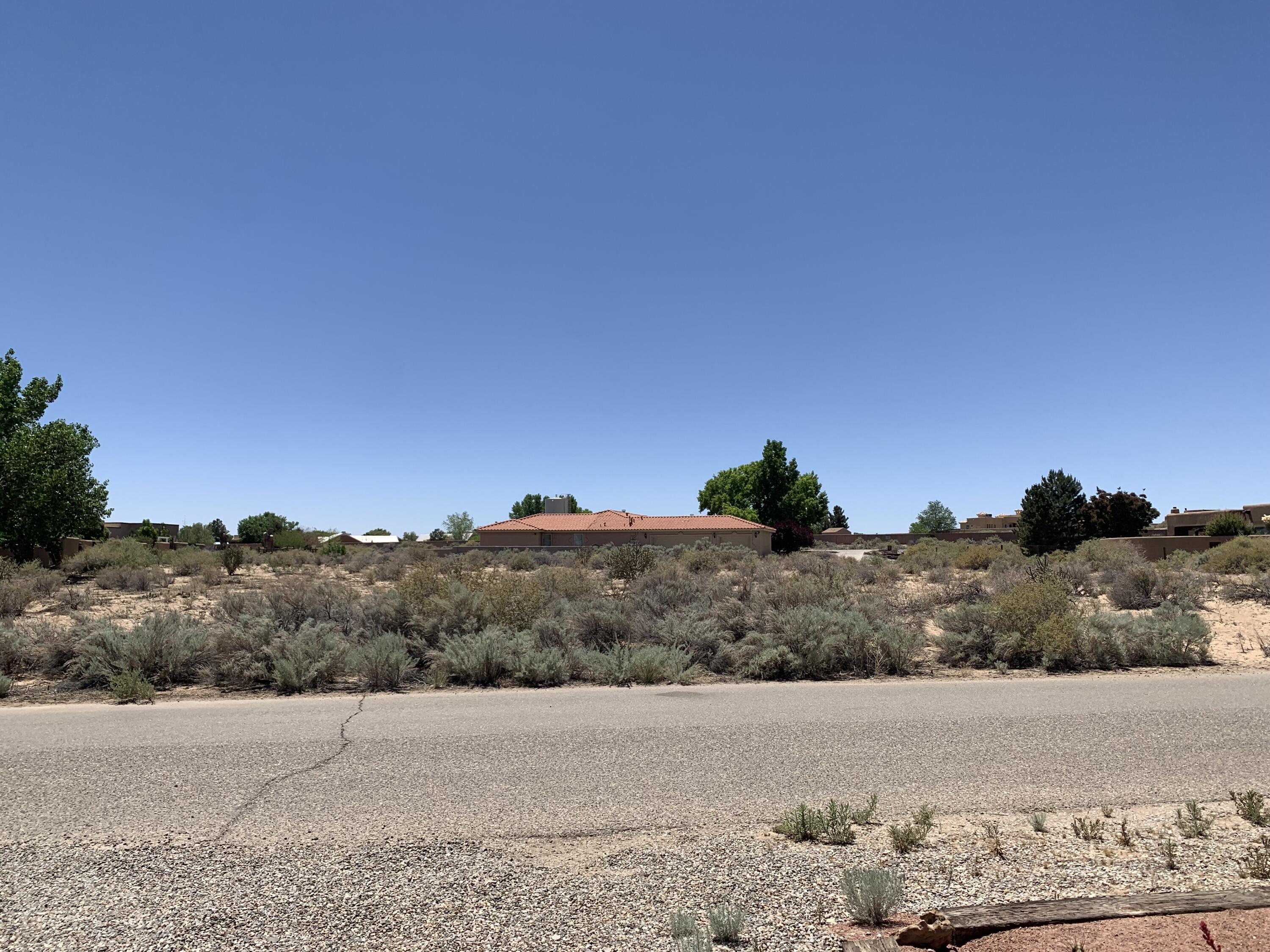 115 Thanes Way, Corrales, NM 87048