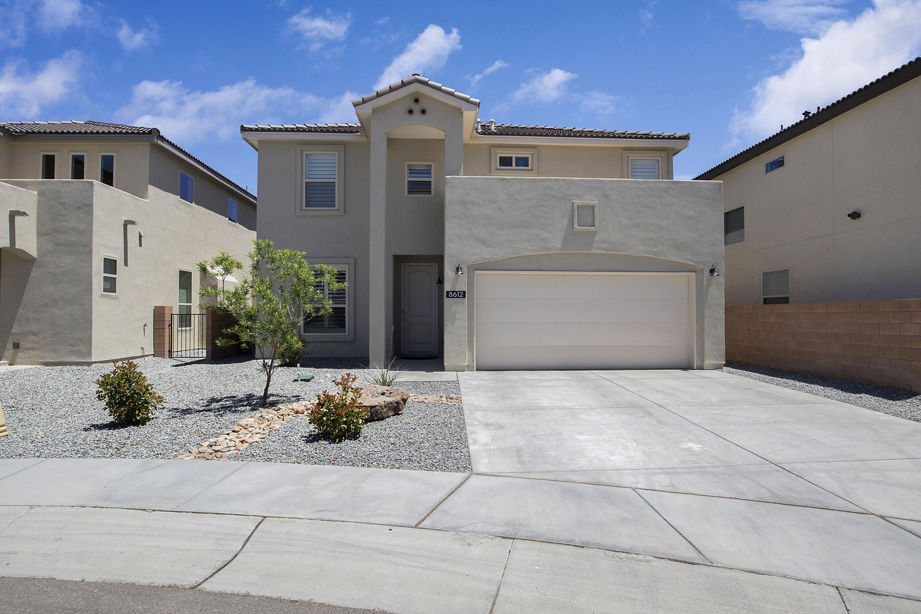 8612 Luna Vita Court NE, Albuquerque, NM 87113