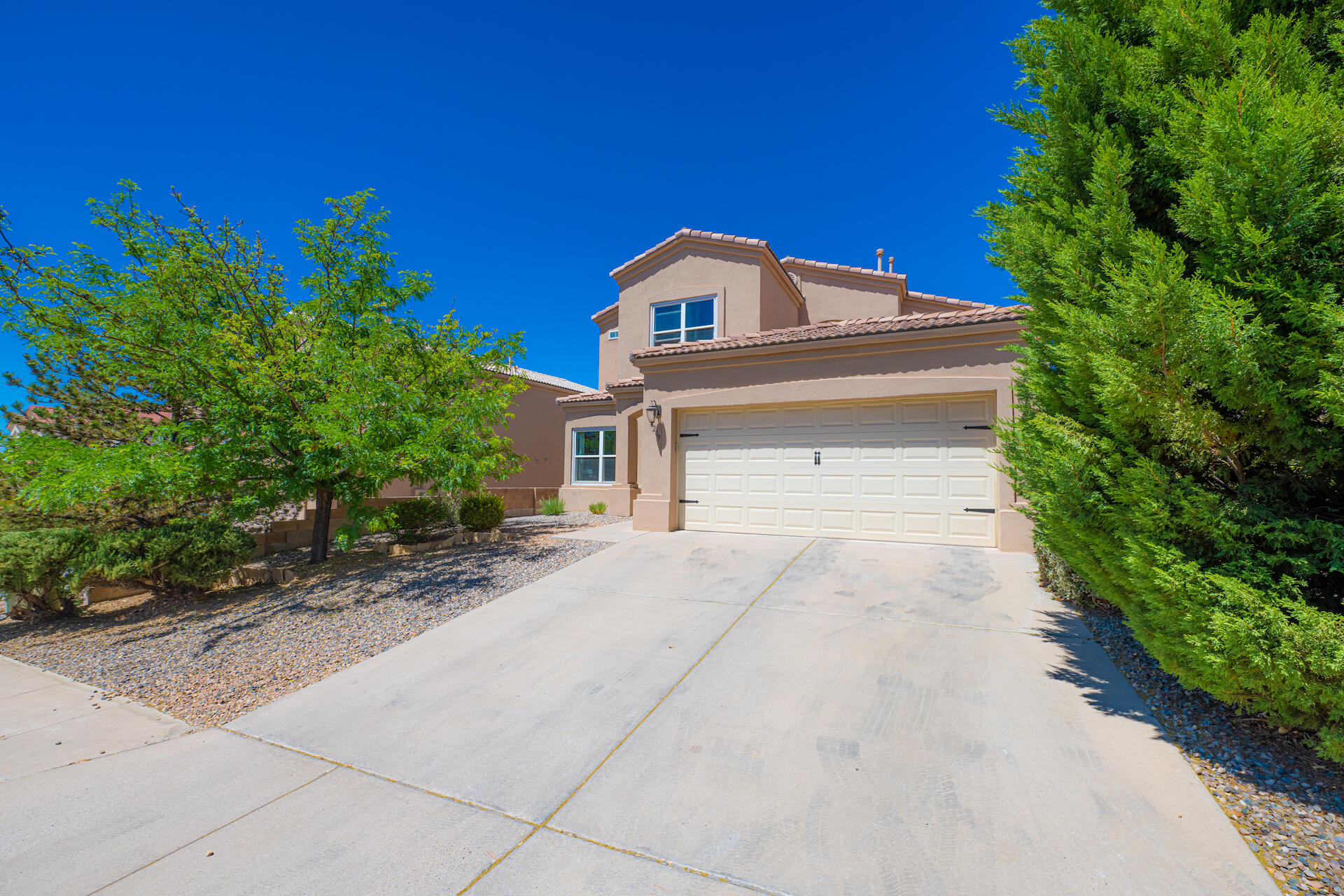 8209 Sleeping Bear Drive NW, Albuquerque, NM 87120