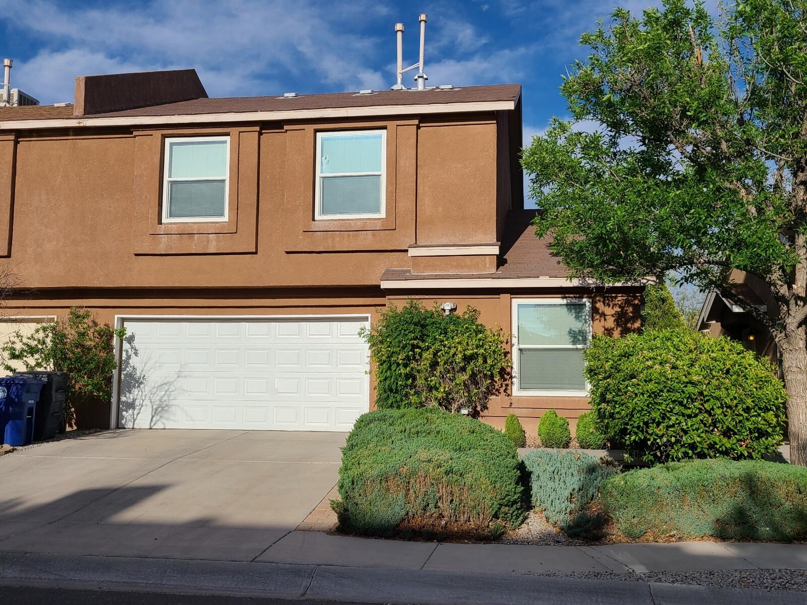 8616 Simi Lane NE, Albuquerque, NM 87113