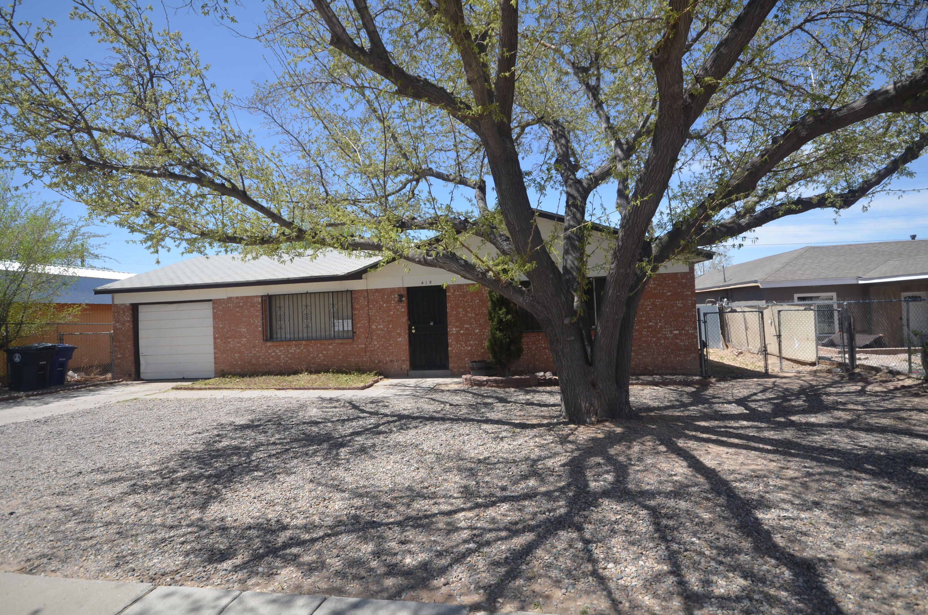 415 60Th Street NW, Albuquerque, NM 87105
