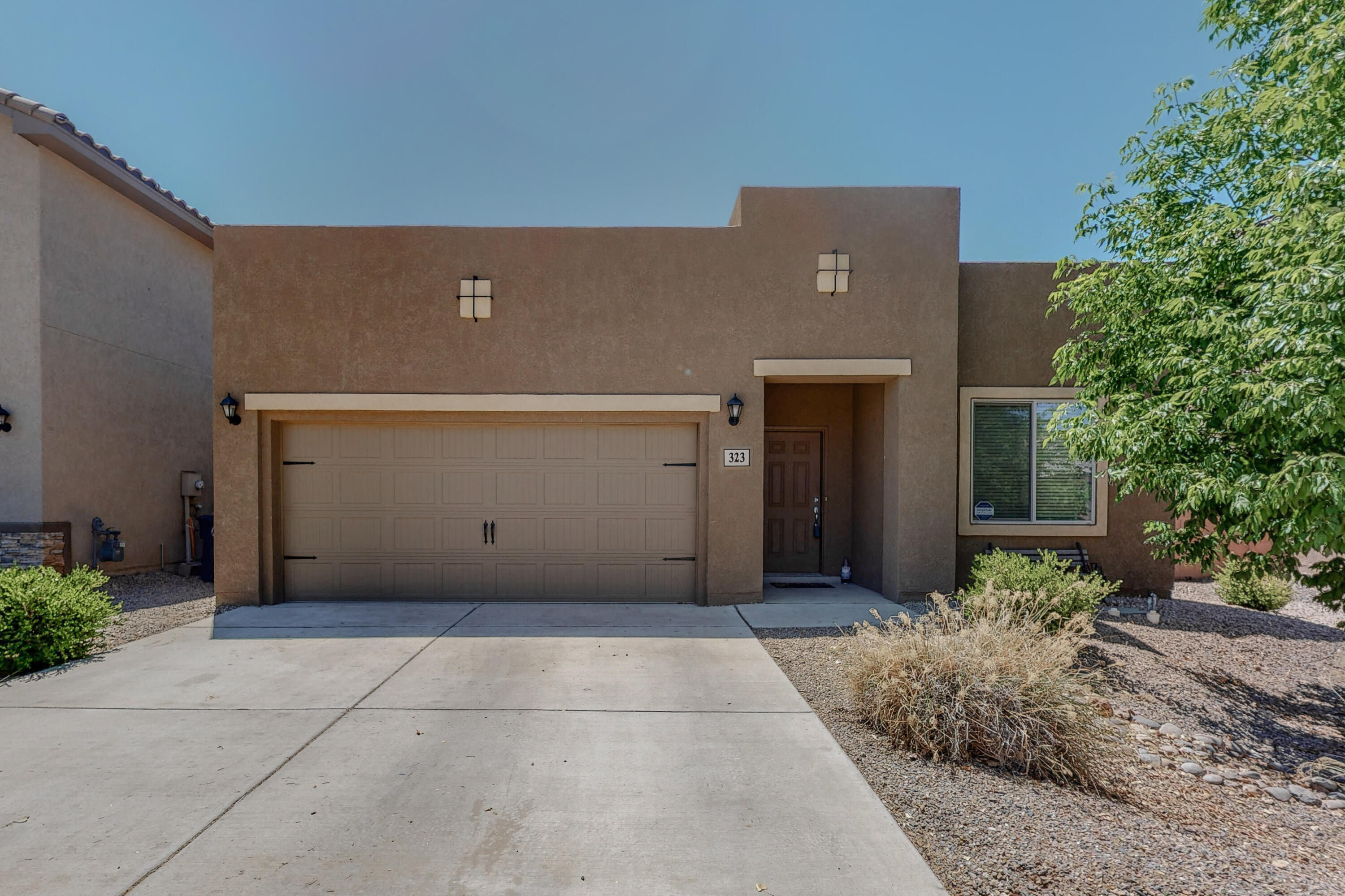 323 Manuel Sanchez Place SW, Albuquerque, NM 87105