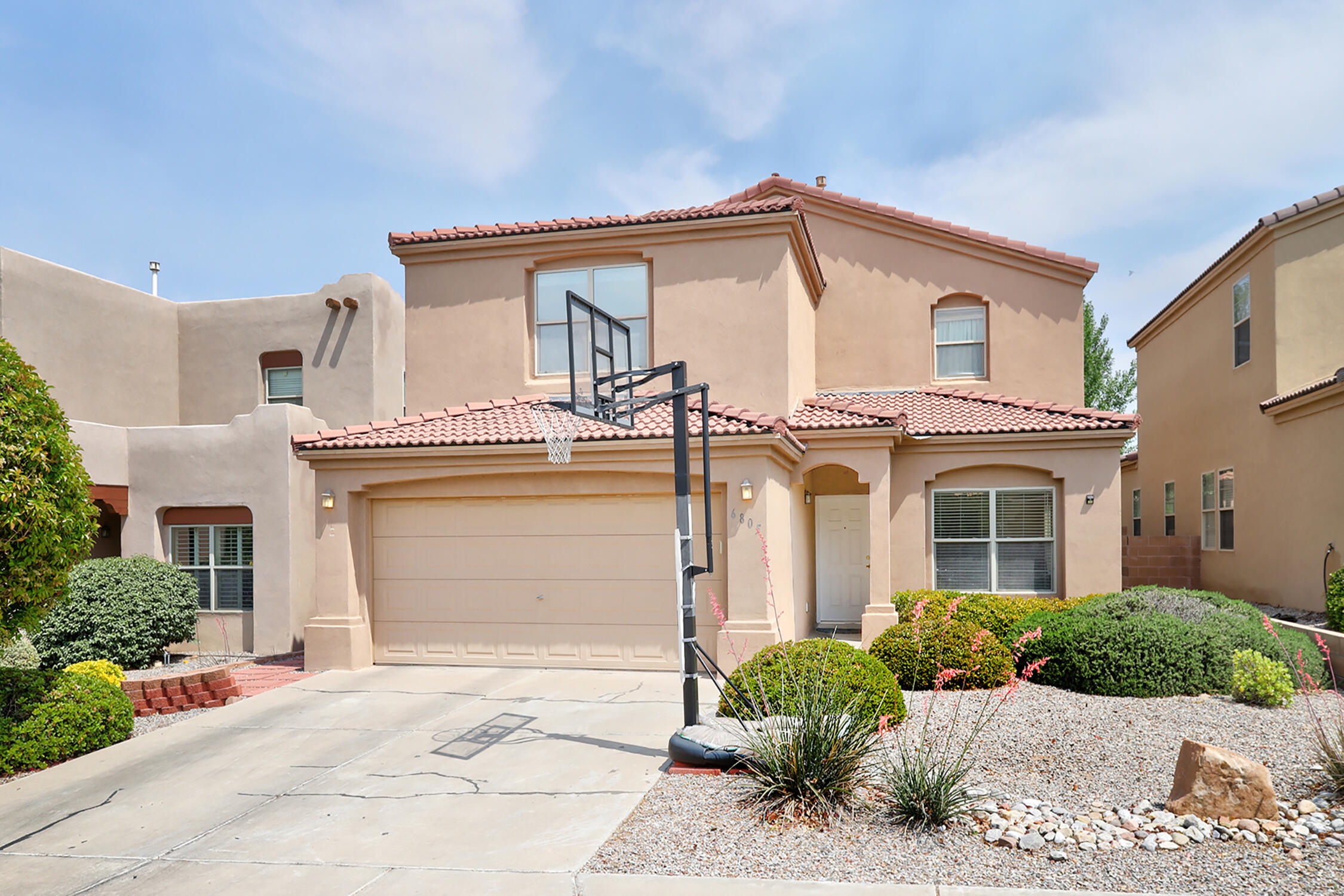 6805 Glenlochy Way NE, Albuquerque, NM 87113