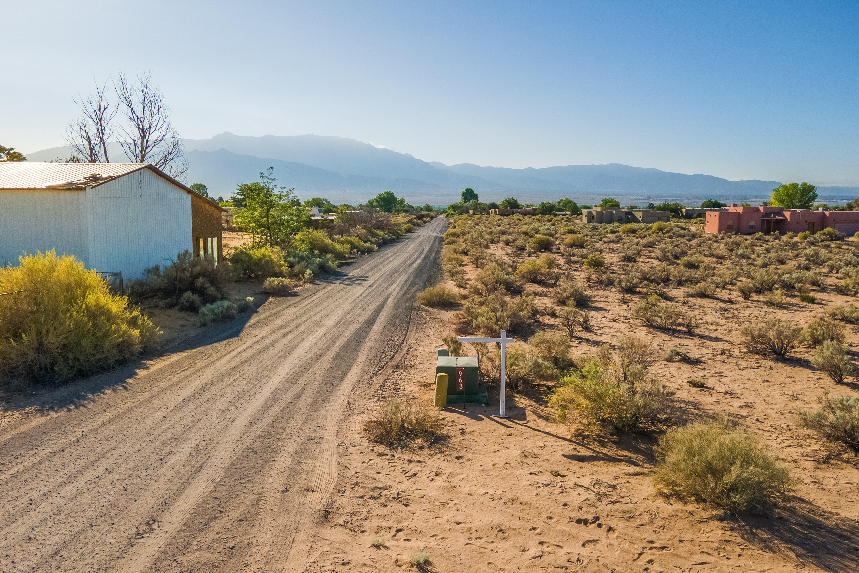 963 Camino Sin Pasada, Corrales, NM 87048