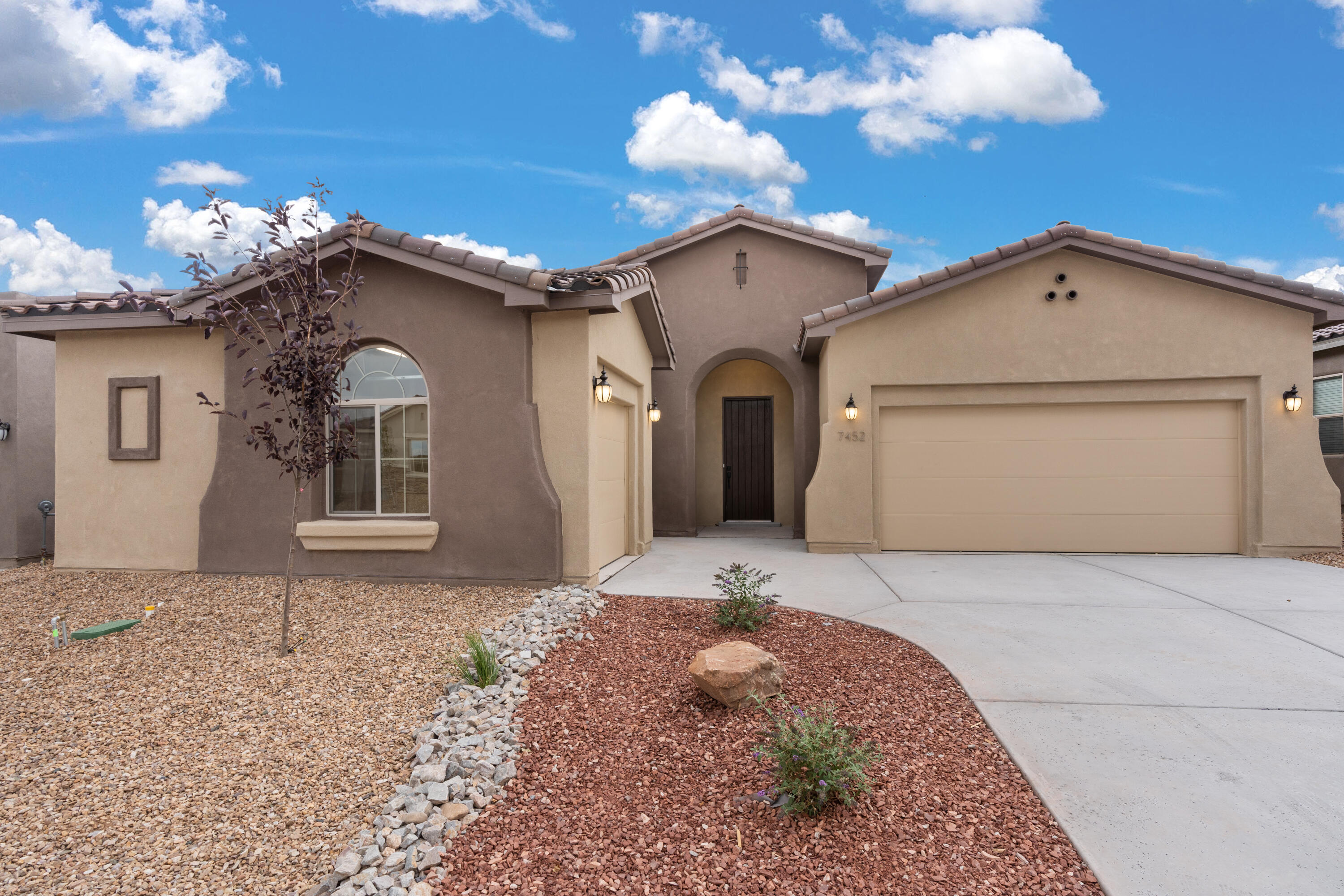 7452 Weminuche, Albuquerque, NM 87114