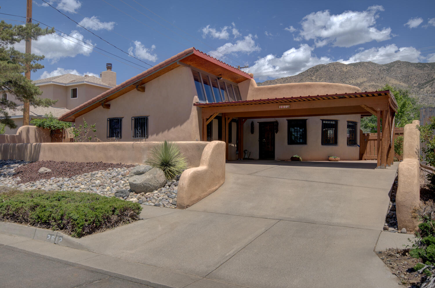2612 N Eastridge Drive NE, Albuquerque, NM 87112