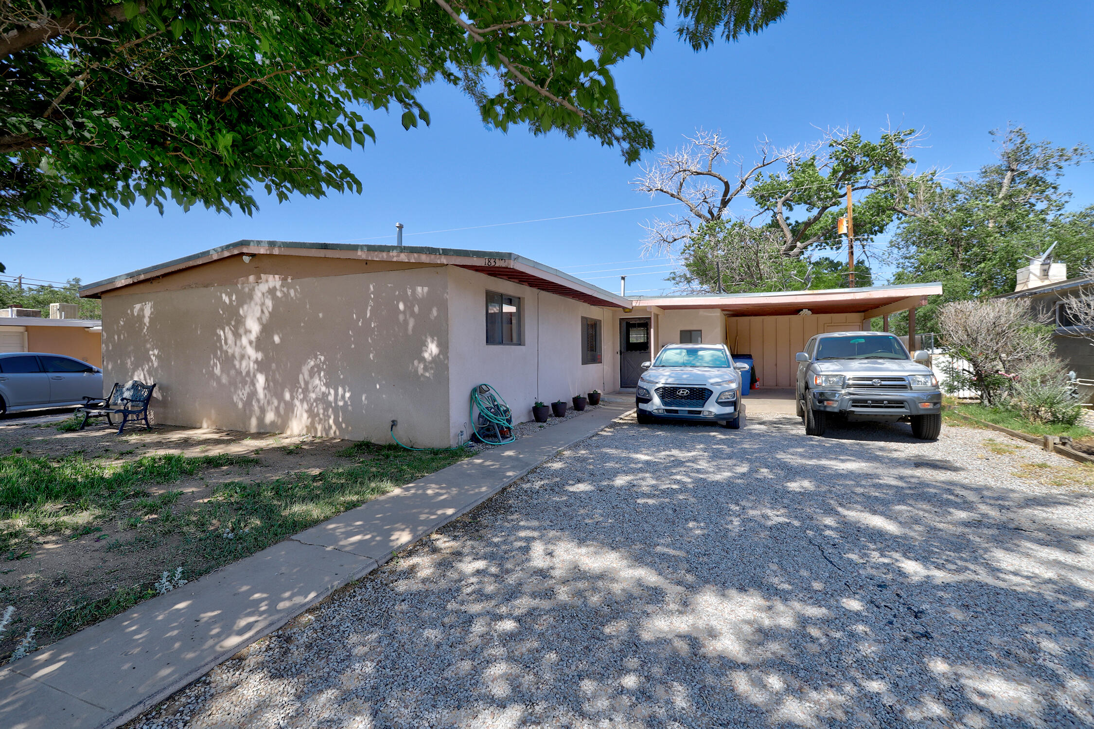 1833 Elizabeth Street NE, Albuquerque, NM 87112