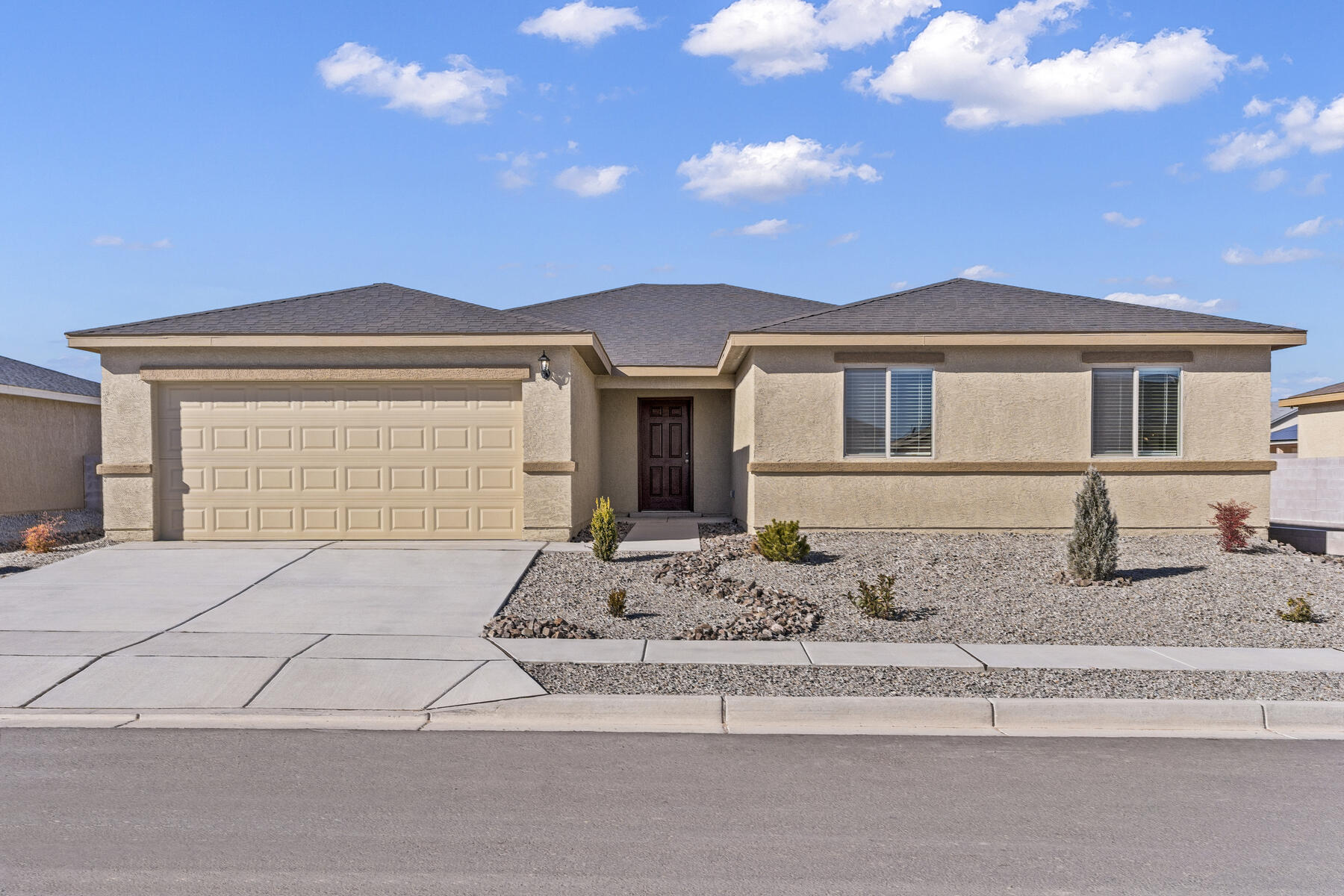 905 Camino De Las Violetas, Belen, NM 87002