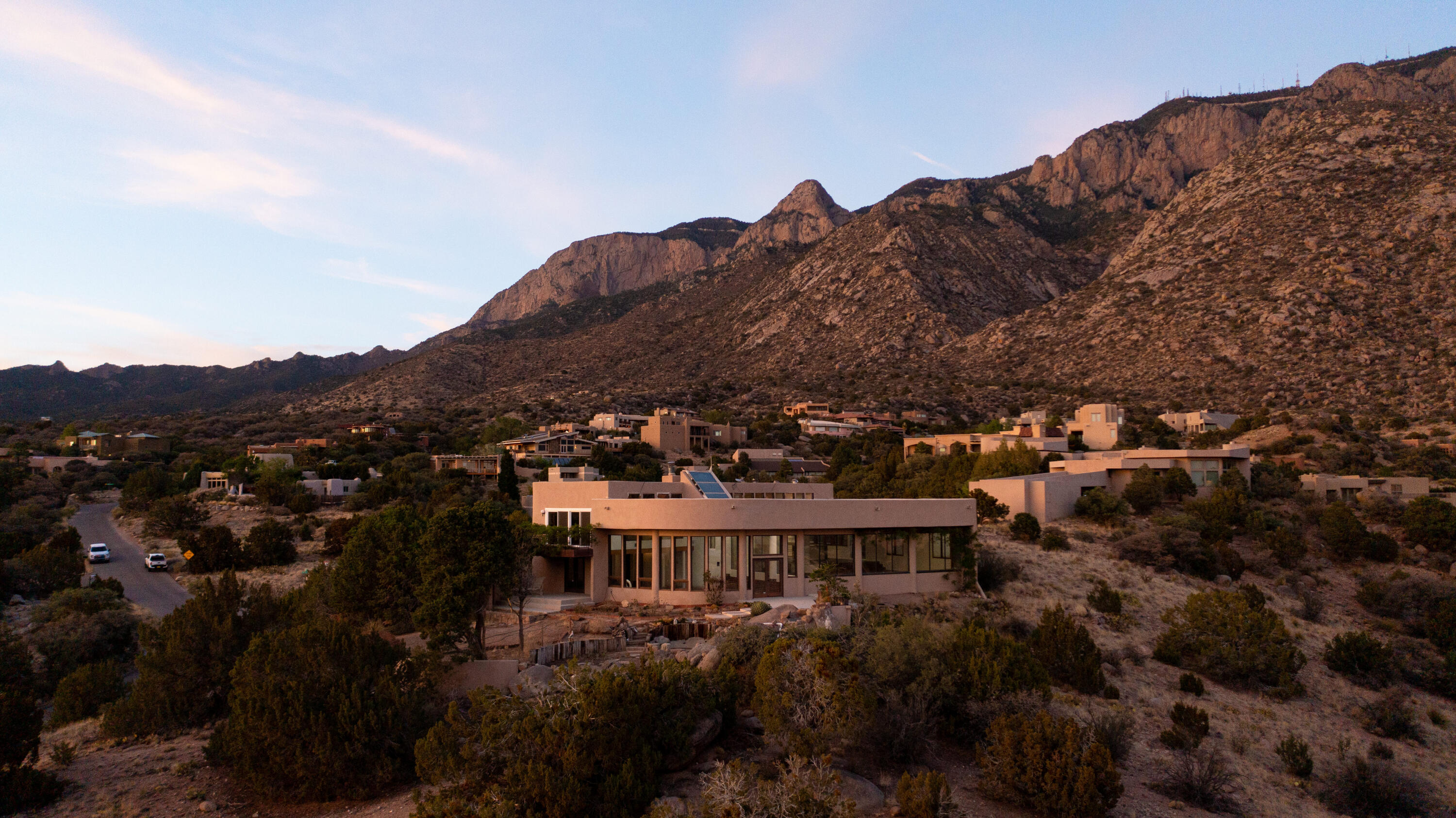 203 Spring Creek Drive NE, Albuquerque, NM 87122