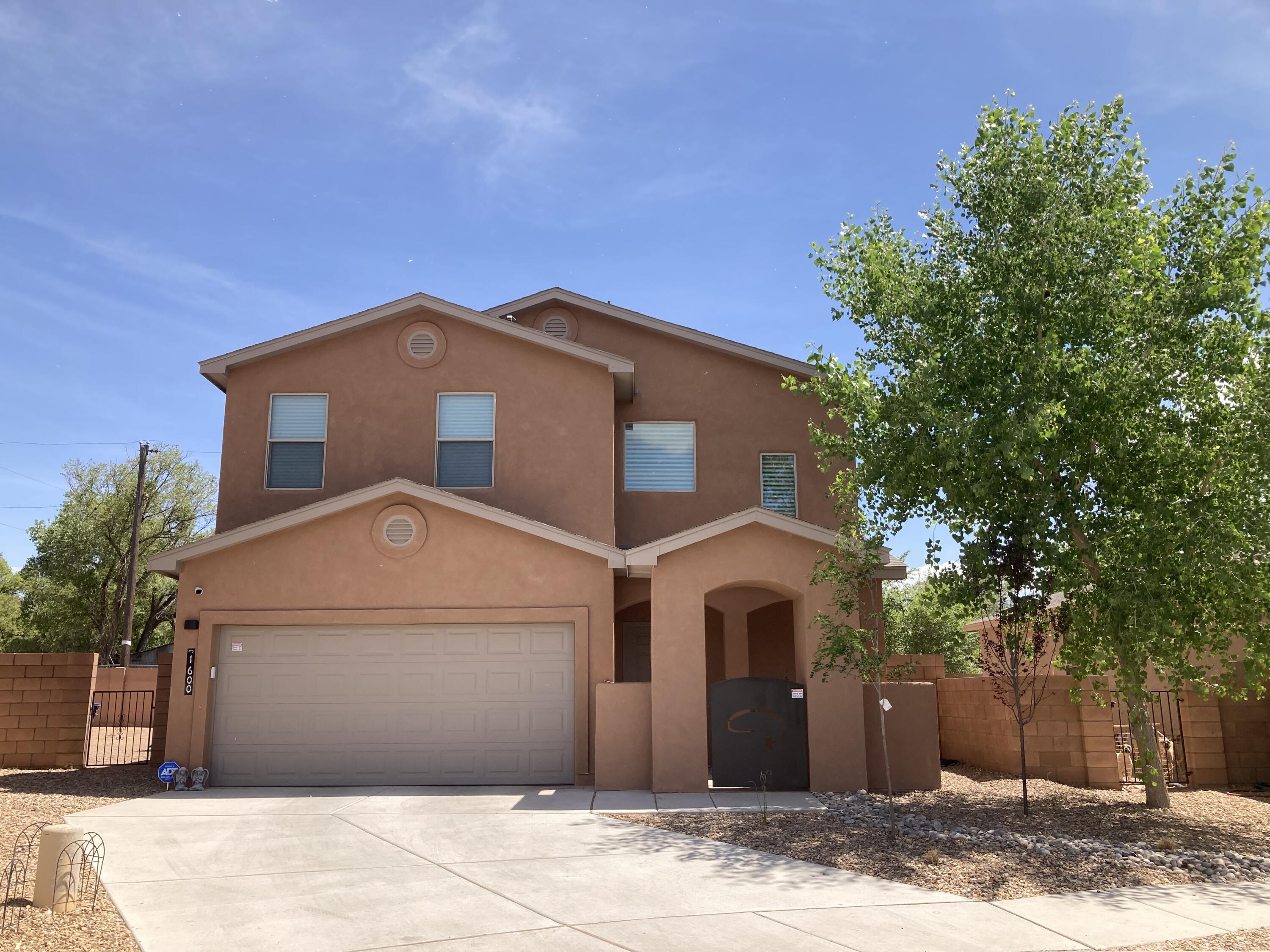 1600 Garden Way SW, Albuquerque, NM 87105