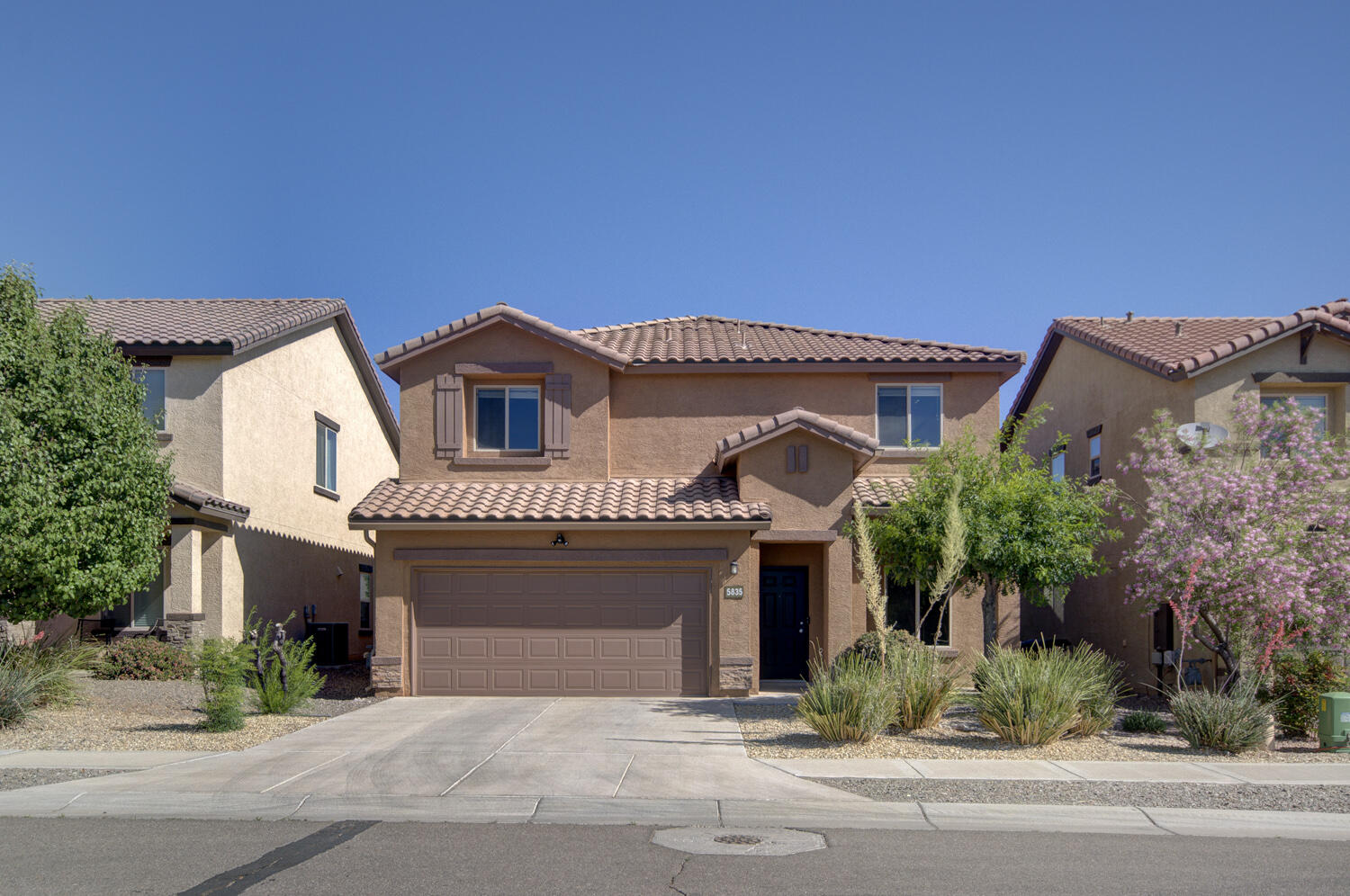 5835 Fossil Road NW, Albuquerque, NM 87114