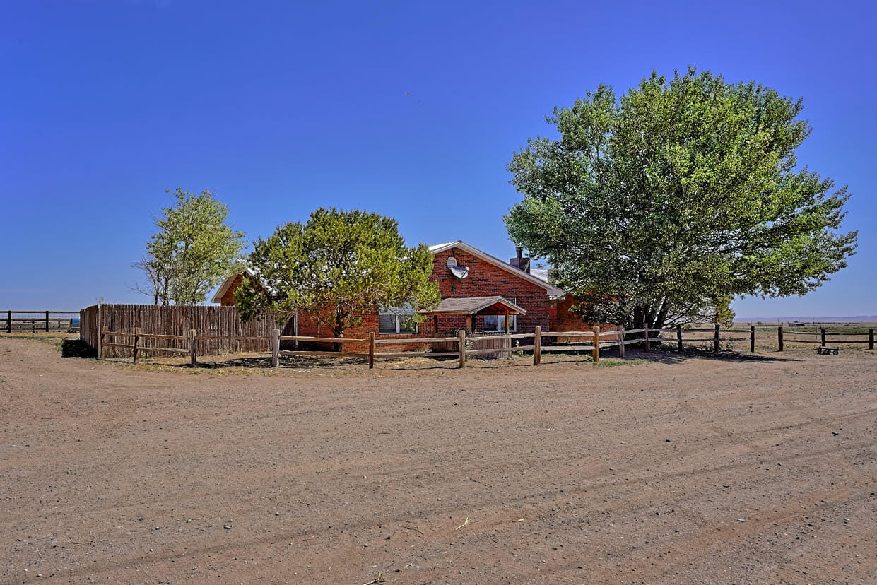 161 Akin Farm Road, Estancia, NM 87016