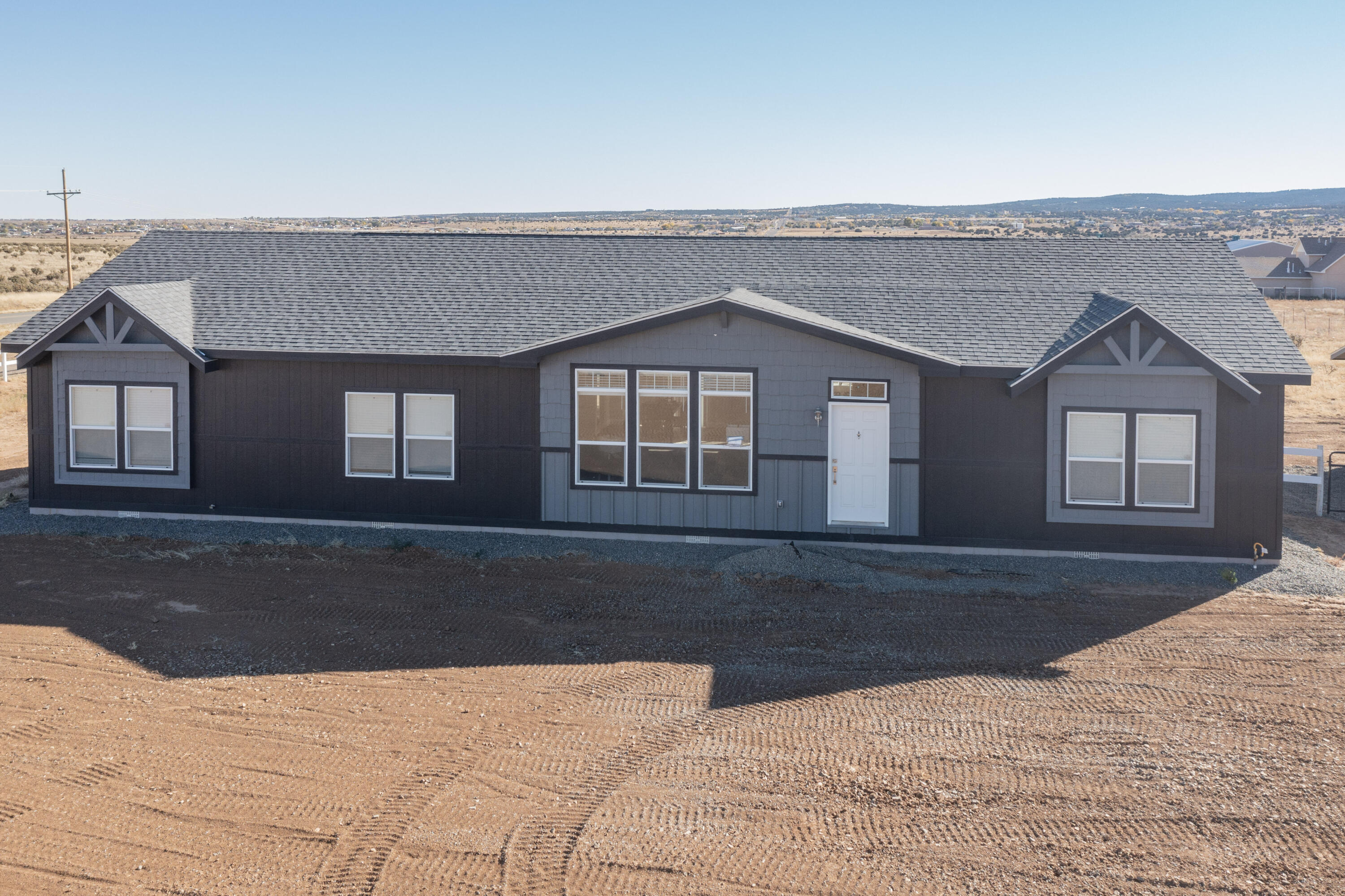 3 Raven Court, Edgewood, NM 87015