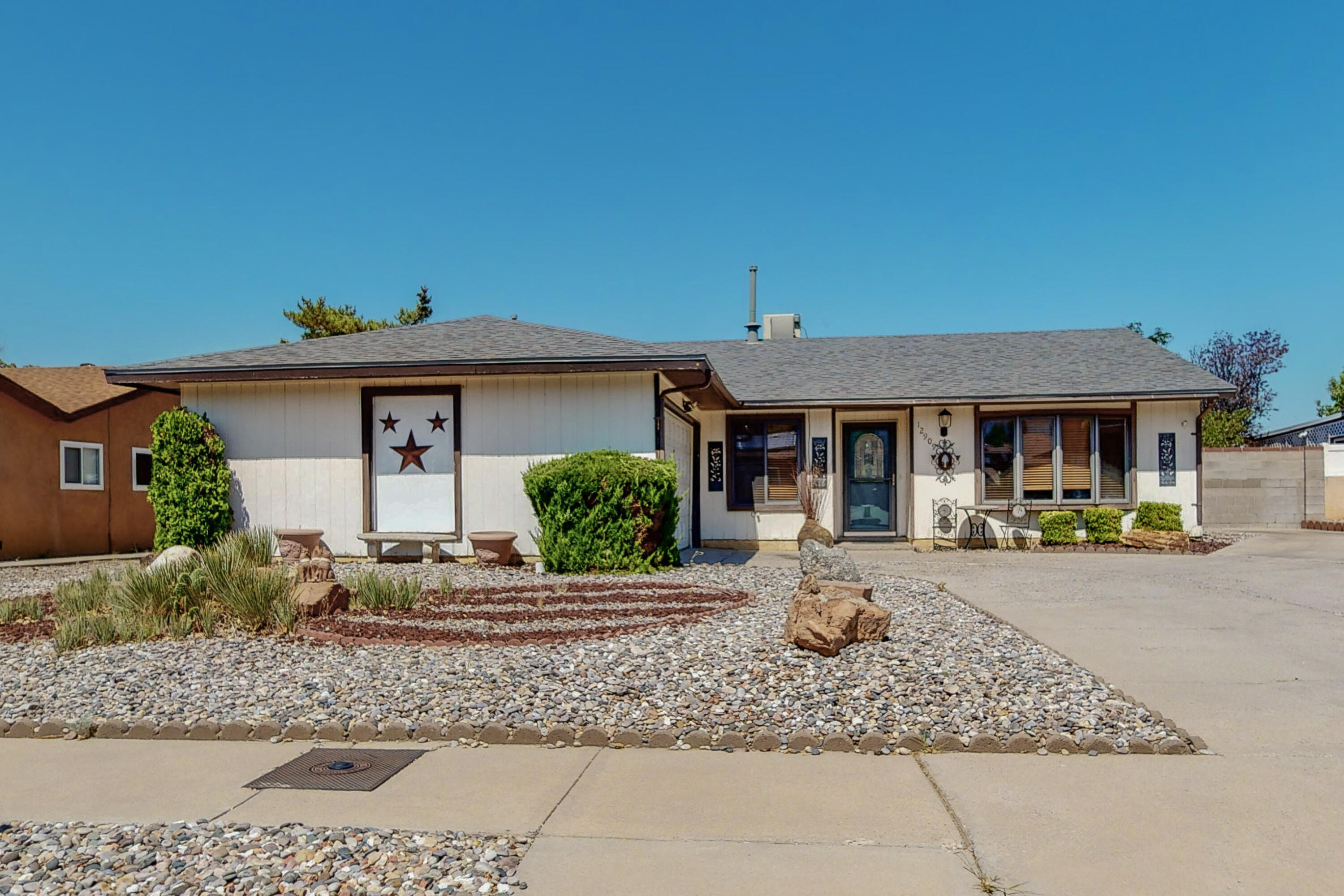 12909 Eastridge Drive NE, Albuquerque, NM 87112