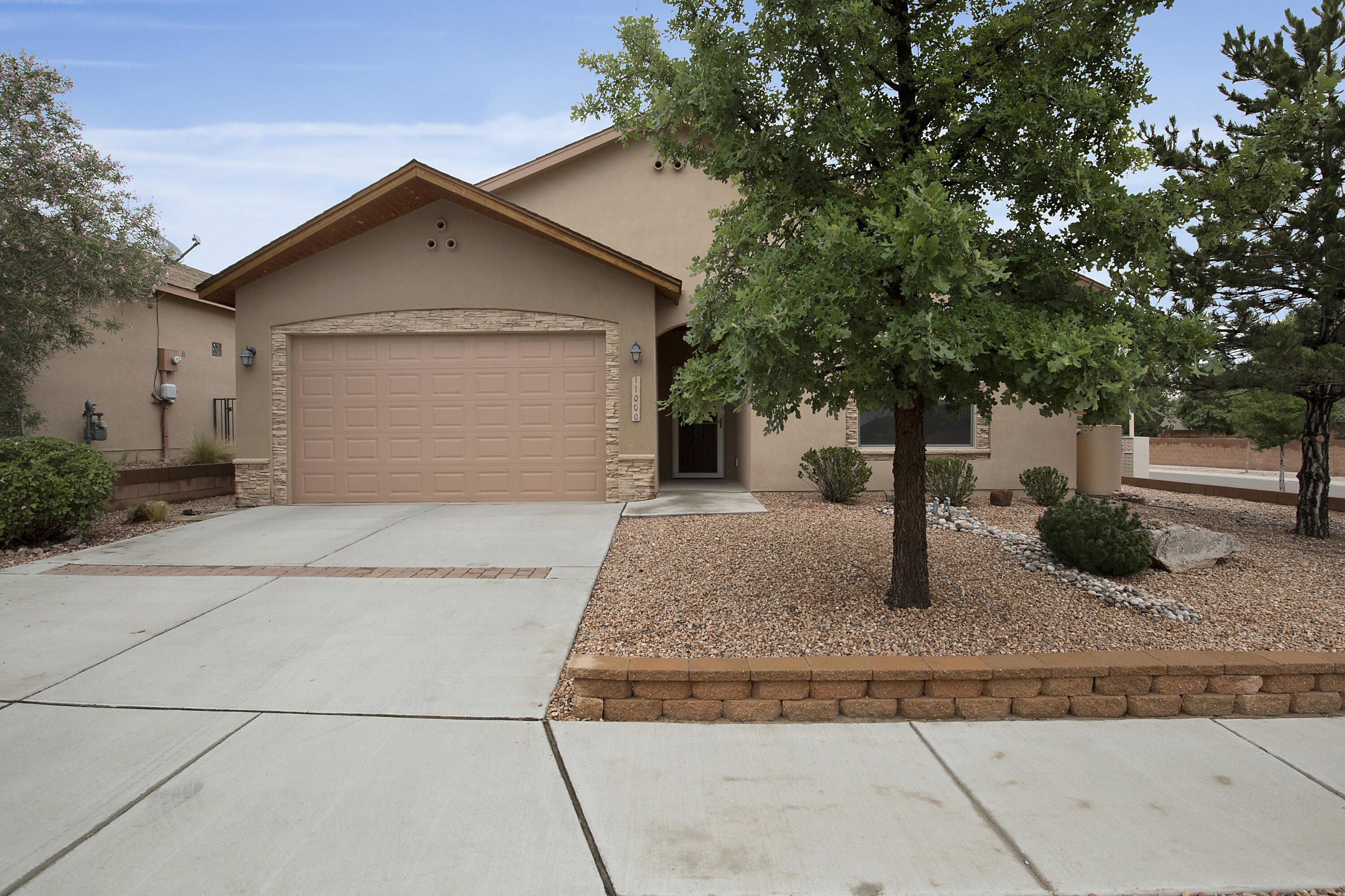 Welcome to Saltillo! This beautifully built Paul Allen Homes is a great example of energy efficiency! Featuring a solar power system(owned, no payments!), a tankless water heater, energy efficient windows, tile throughout, stainless steel appliances, and so much more! This home is ready for you to move in and enjoy! Schedule a showing and see the details in person!