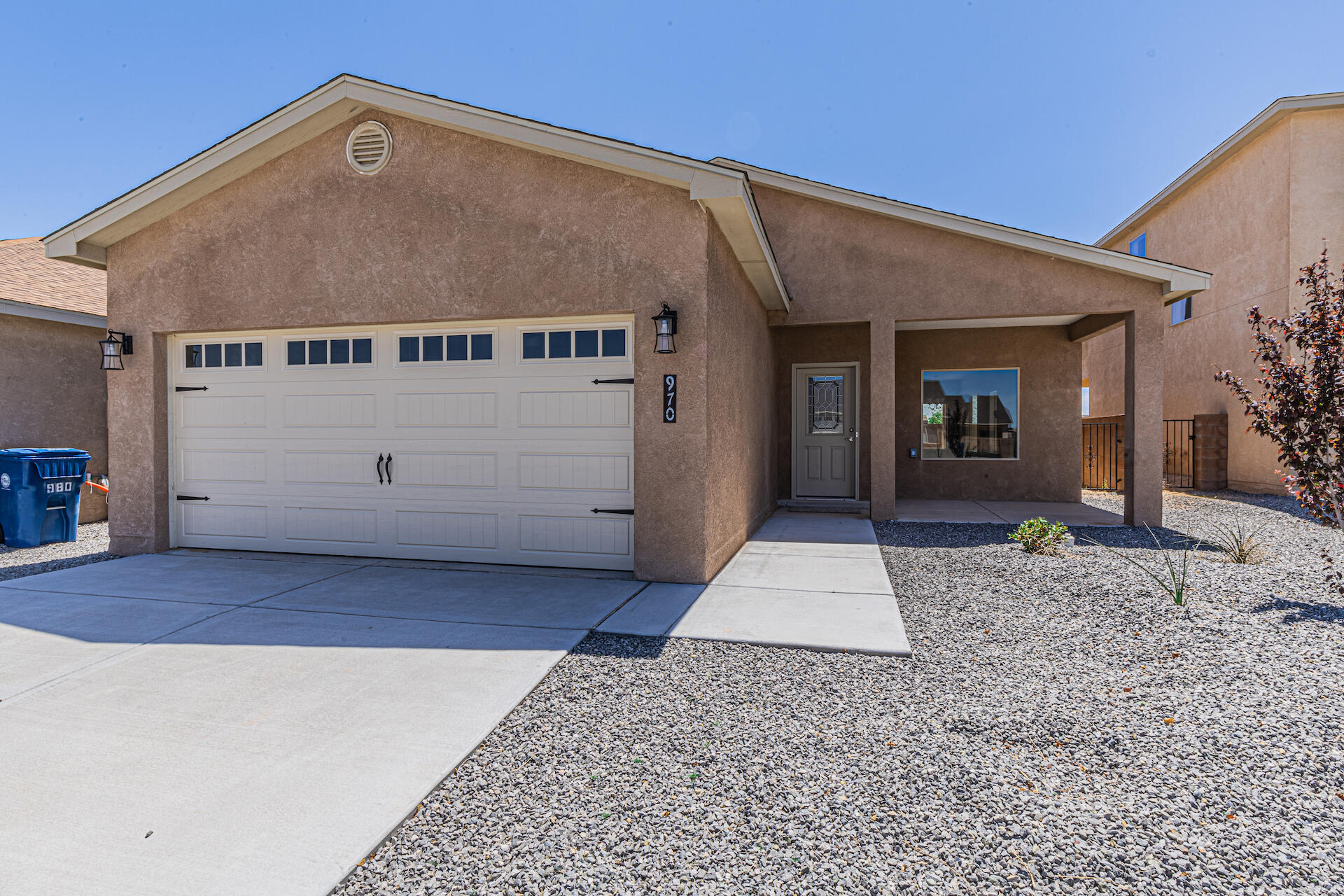 970 Firewheel Loop SW, Los Lunas, NM 87031