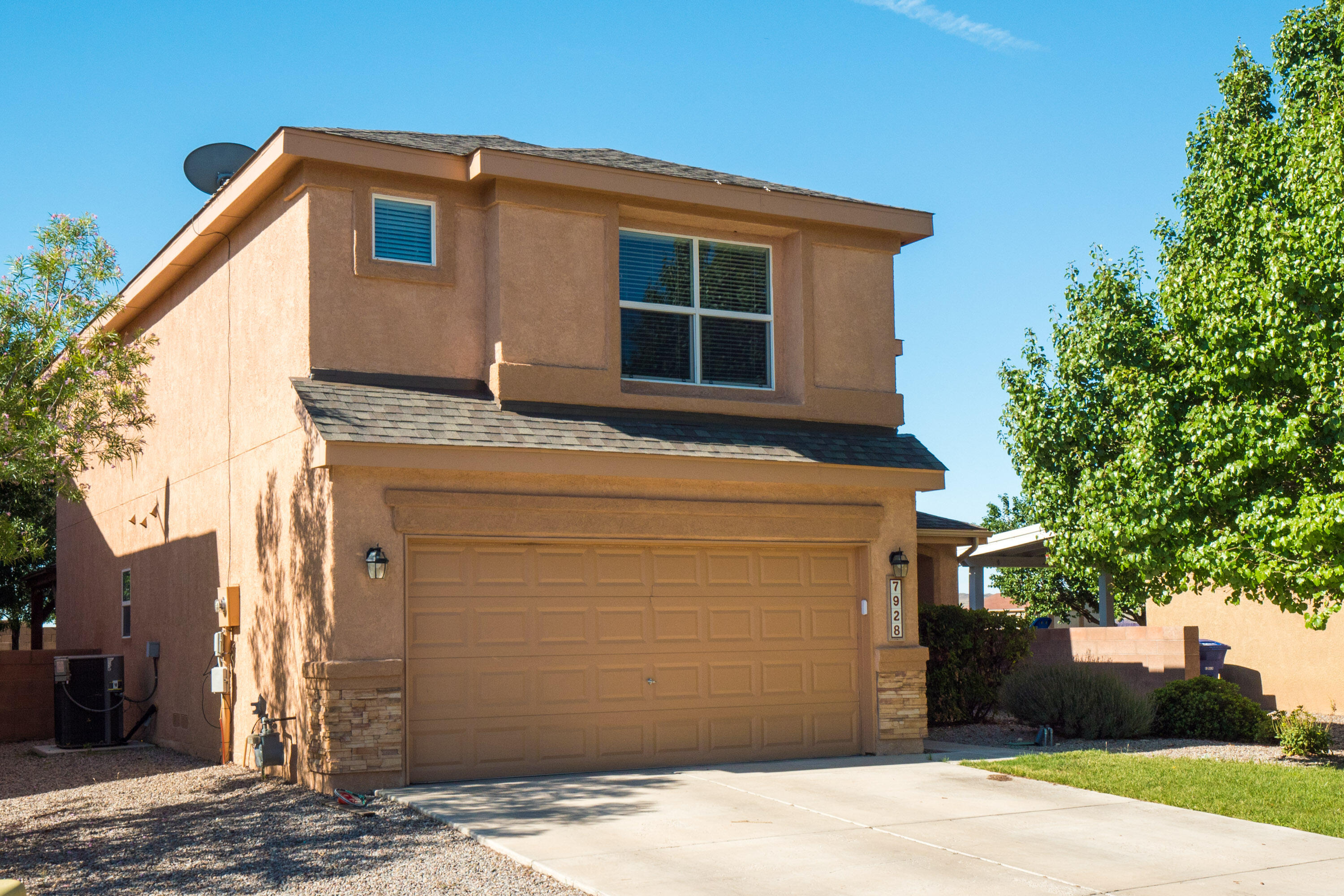 Schedule a showing today to see this beautiful and well cared for home in Ventana Ranch West. This 4 bedroom home hosts walk-in closets in every bedroom, allowing plenty of storage. The backyard is the perfect backyard for entertaining! The spacious living room opens to the kitchen, allowing for the perfect gathering. You don't want to miss out on this amazing home!