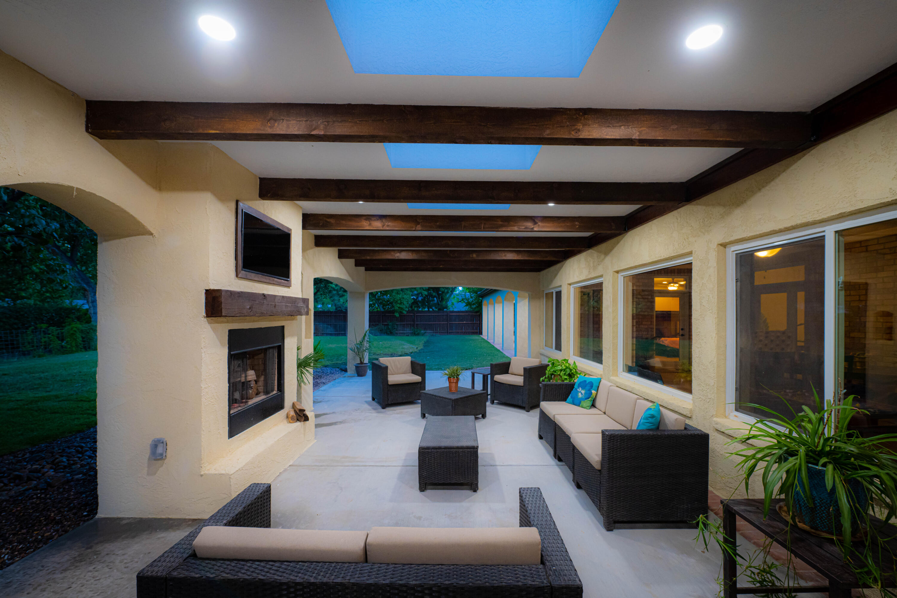 9043 Guadalupe Trail NW, Albuquerque, NM 87114