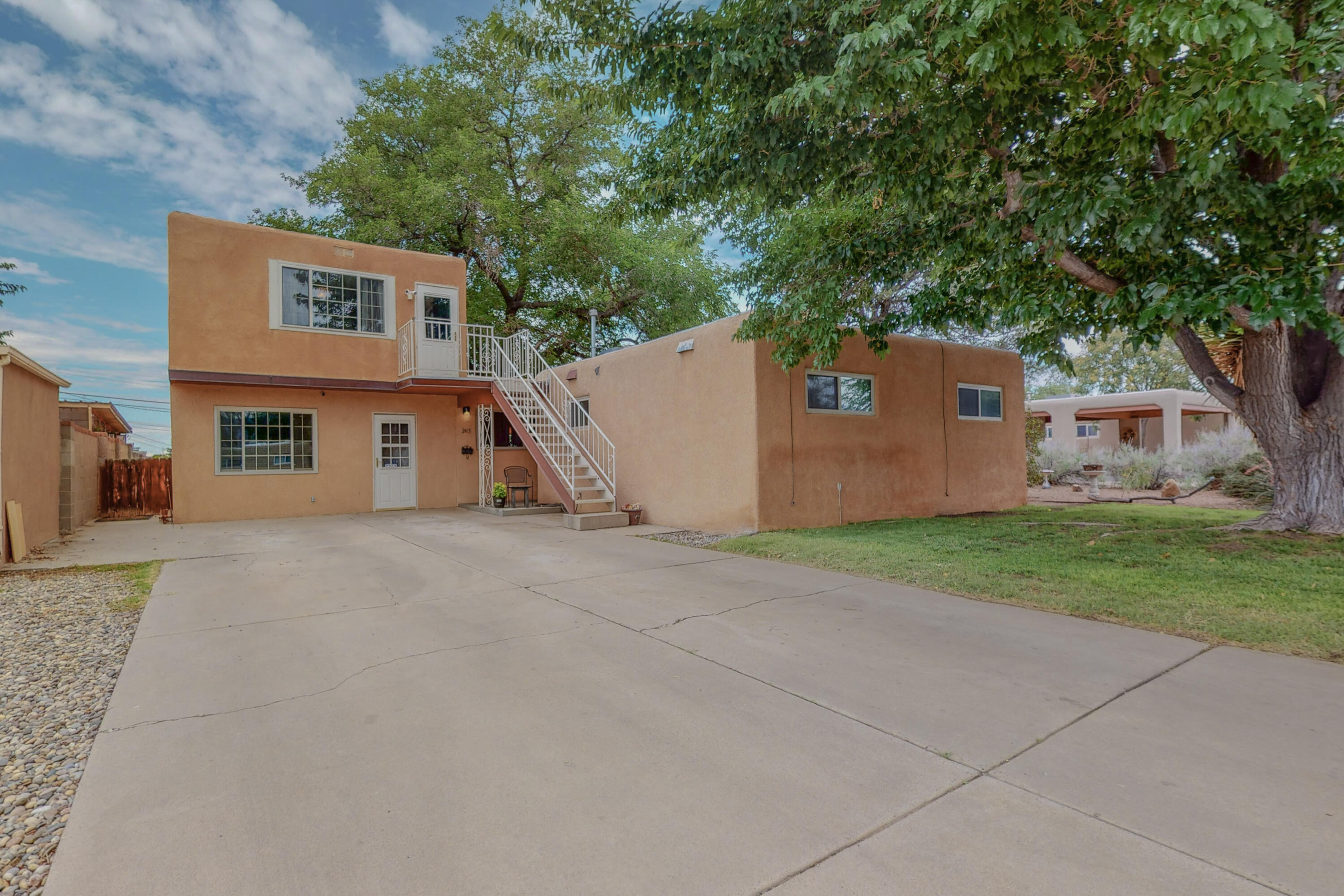 2413 Cagua Drive NE, Albuquerque, NM 87110