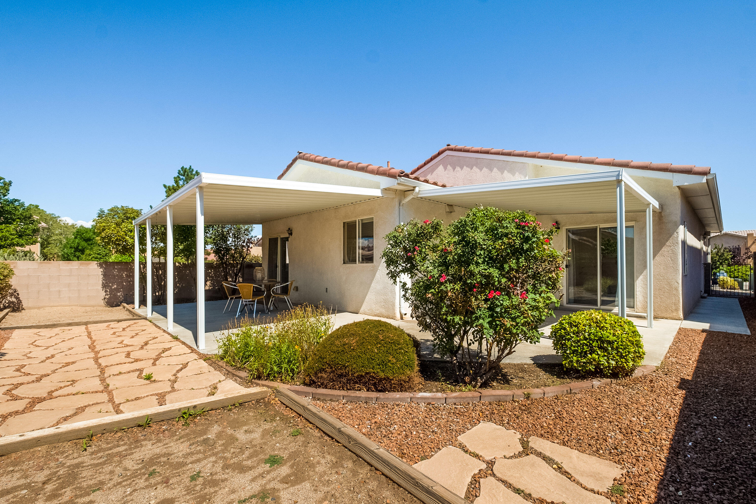 1408 Stone Canyon Road NE