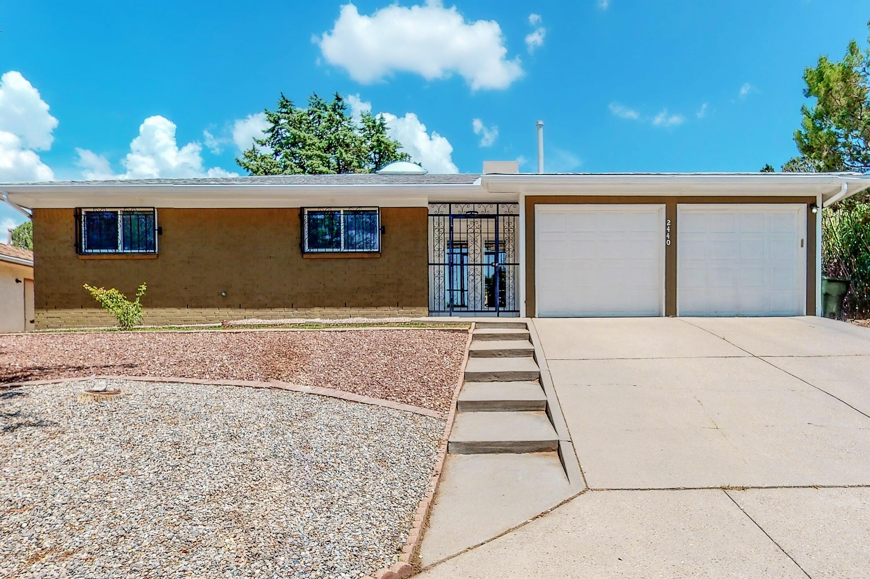 2440 Figueroa Drive NE, Albuquerque, NM 87112