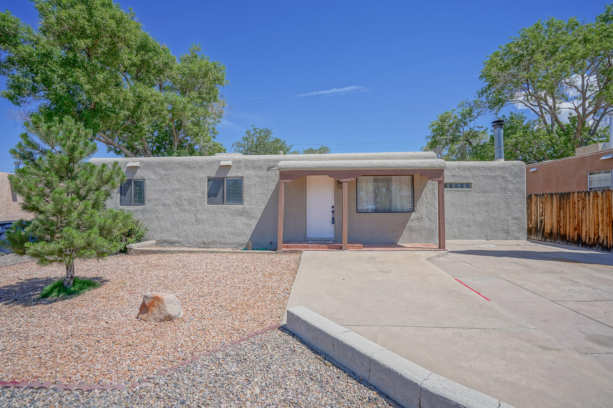 9909 Salem Road NE, Albuquerque, NM 87112