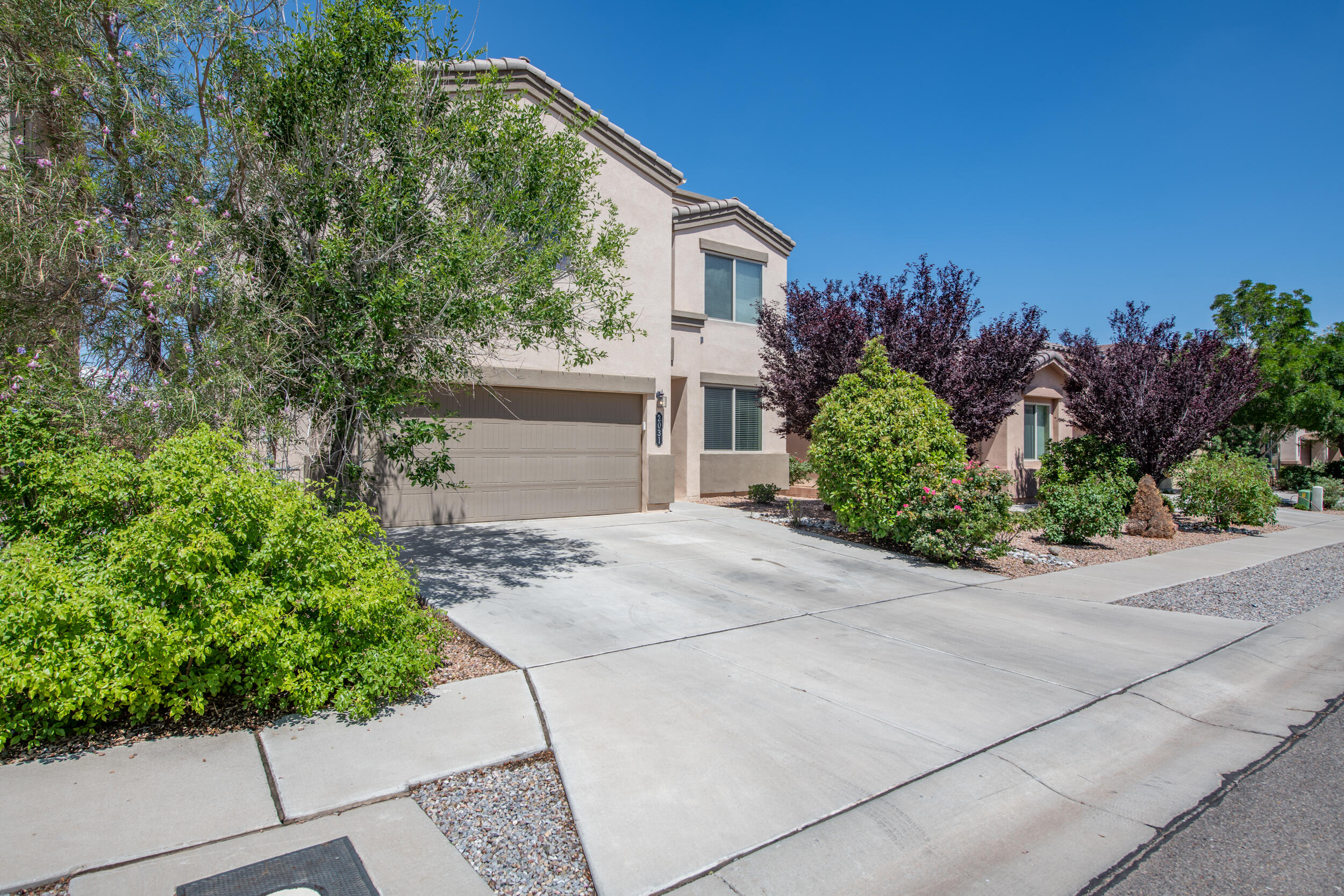 2031 Pleasanton Drive SE, Albuquerque, NM 87123