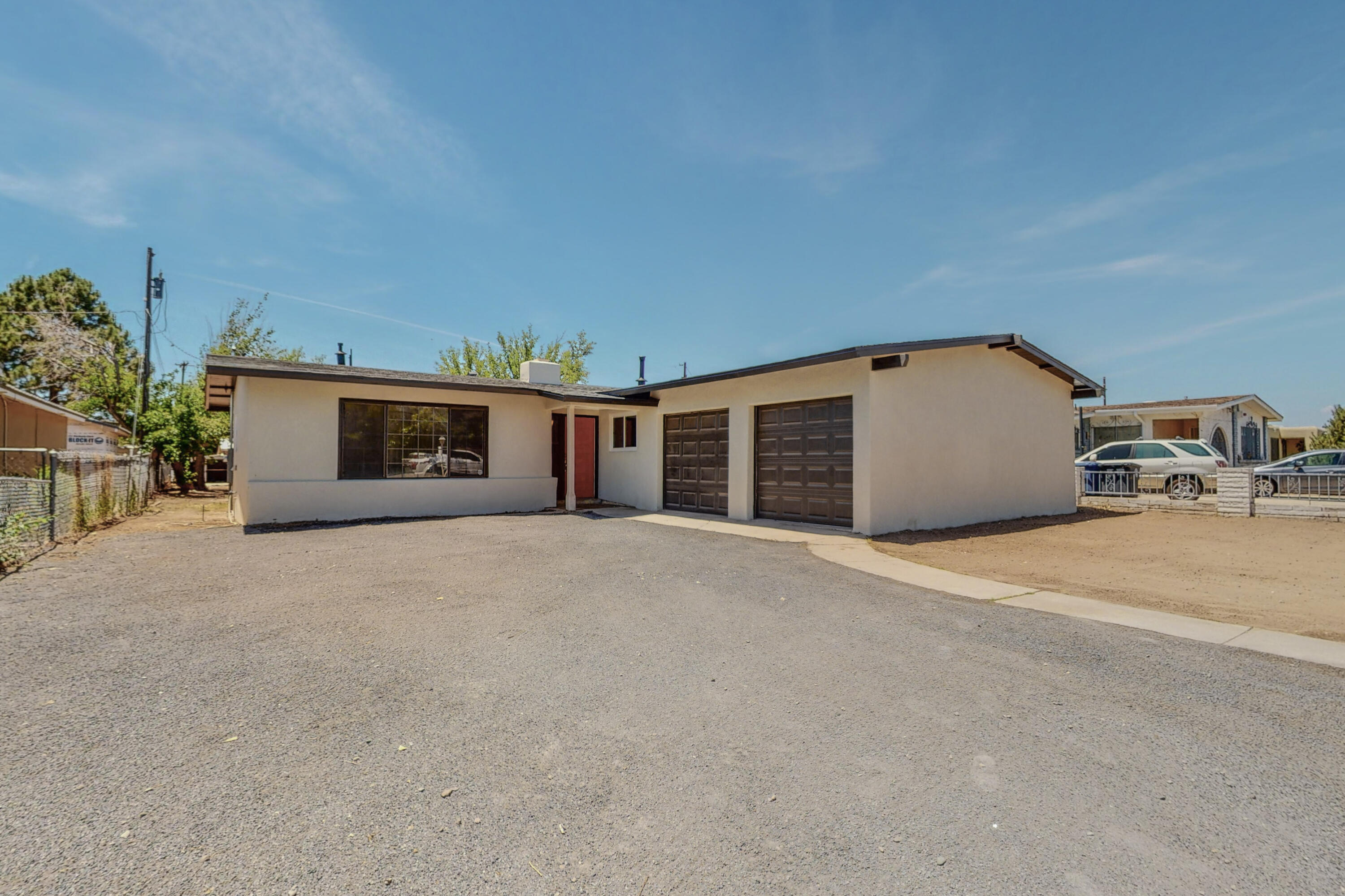 1422 Cherokee Road NW, Albuquerque, NM 87107