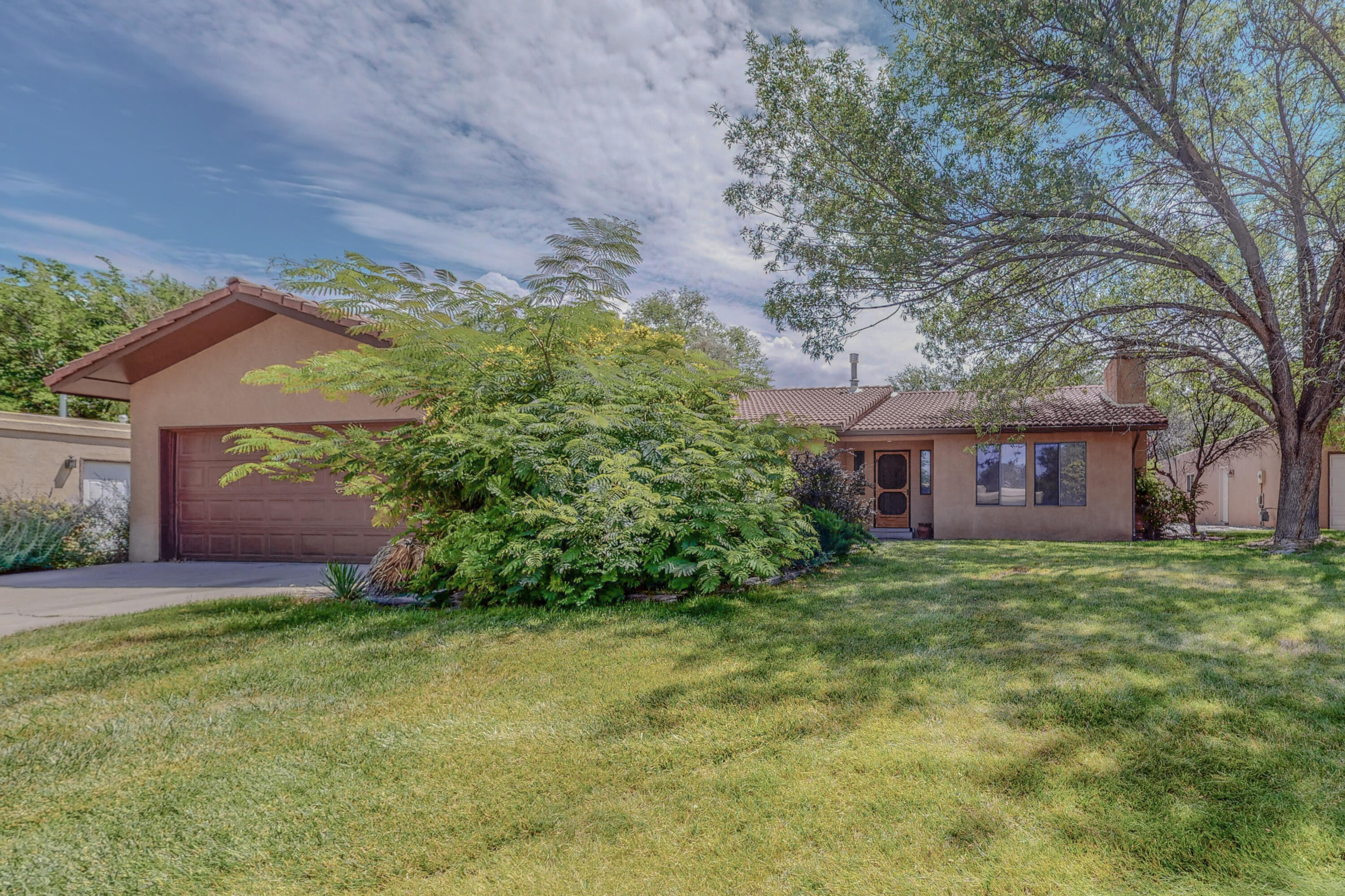 704 Sagewood Court SE, Albuquerque, NM 87123