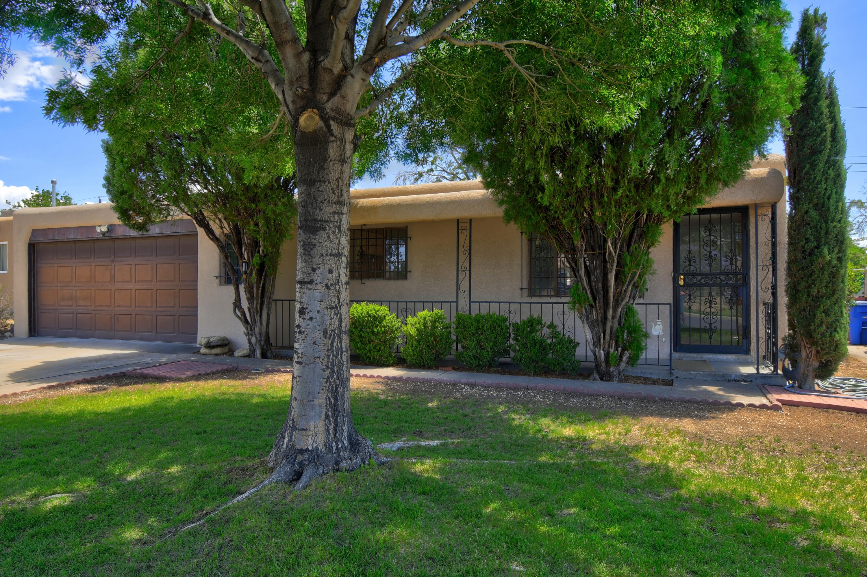 9916 Leyendecker Road NE, Albuquerque, NM 87112
